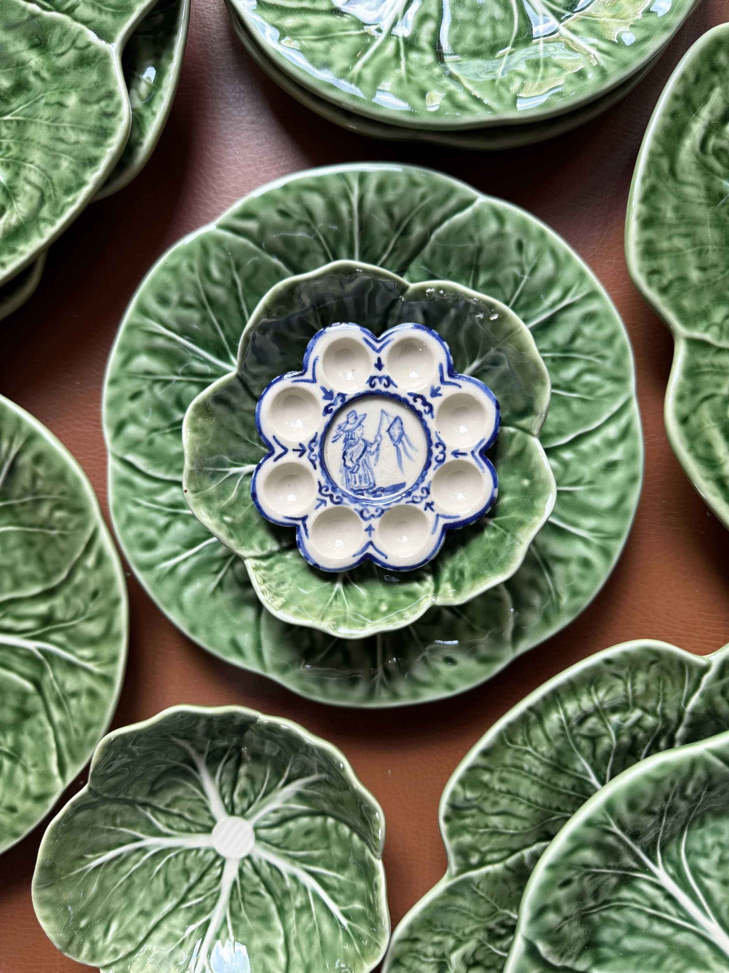 Blue Willow Round Palette