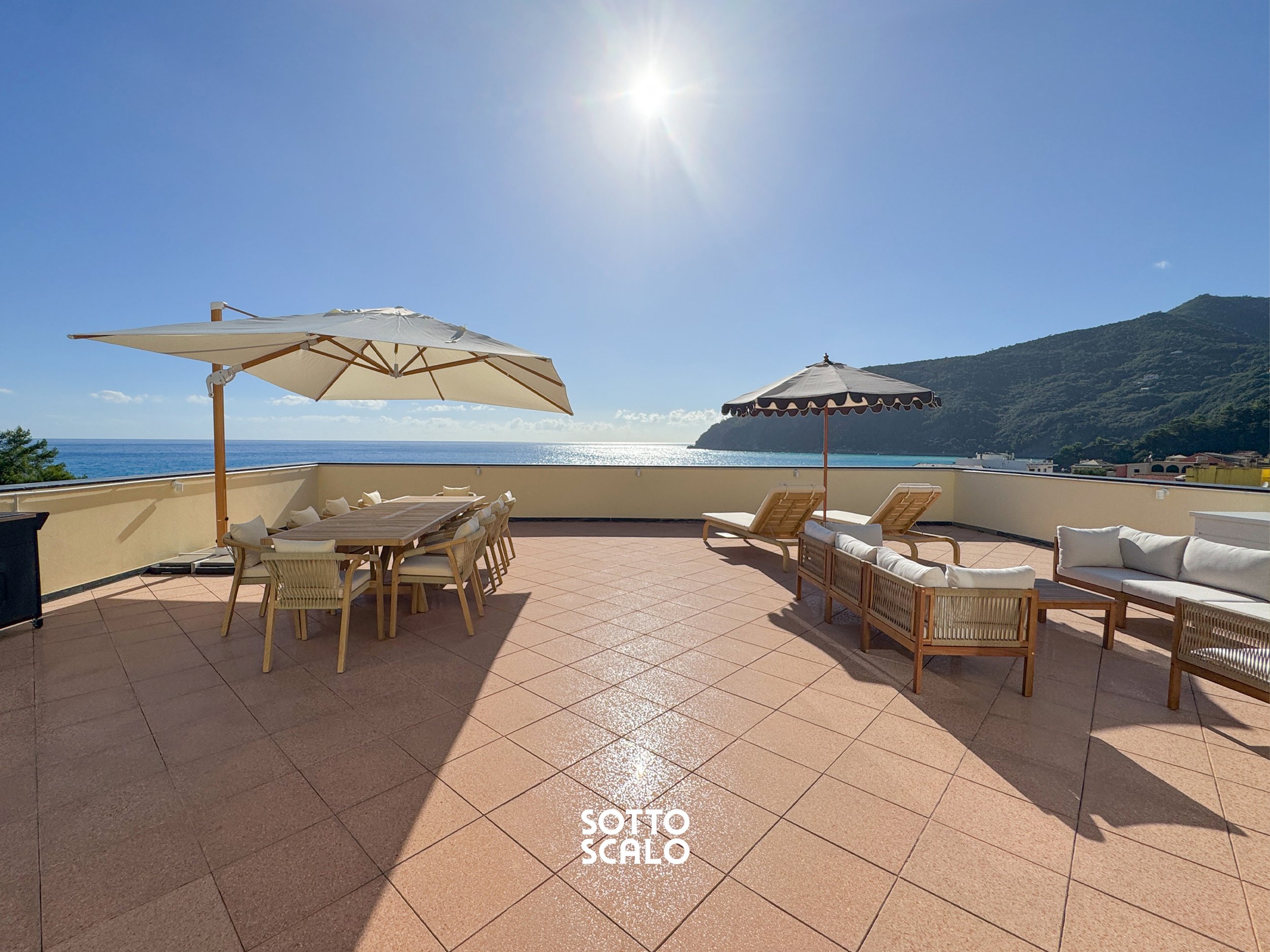 6 - SOTTOSCALO - ATTICO MONEGLIA.jpg