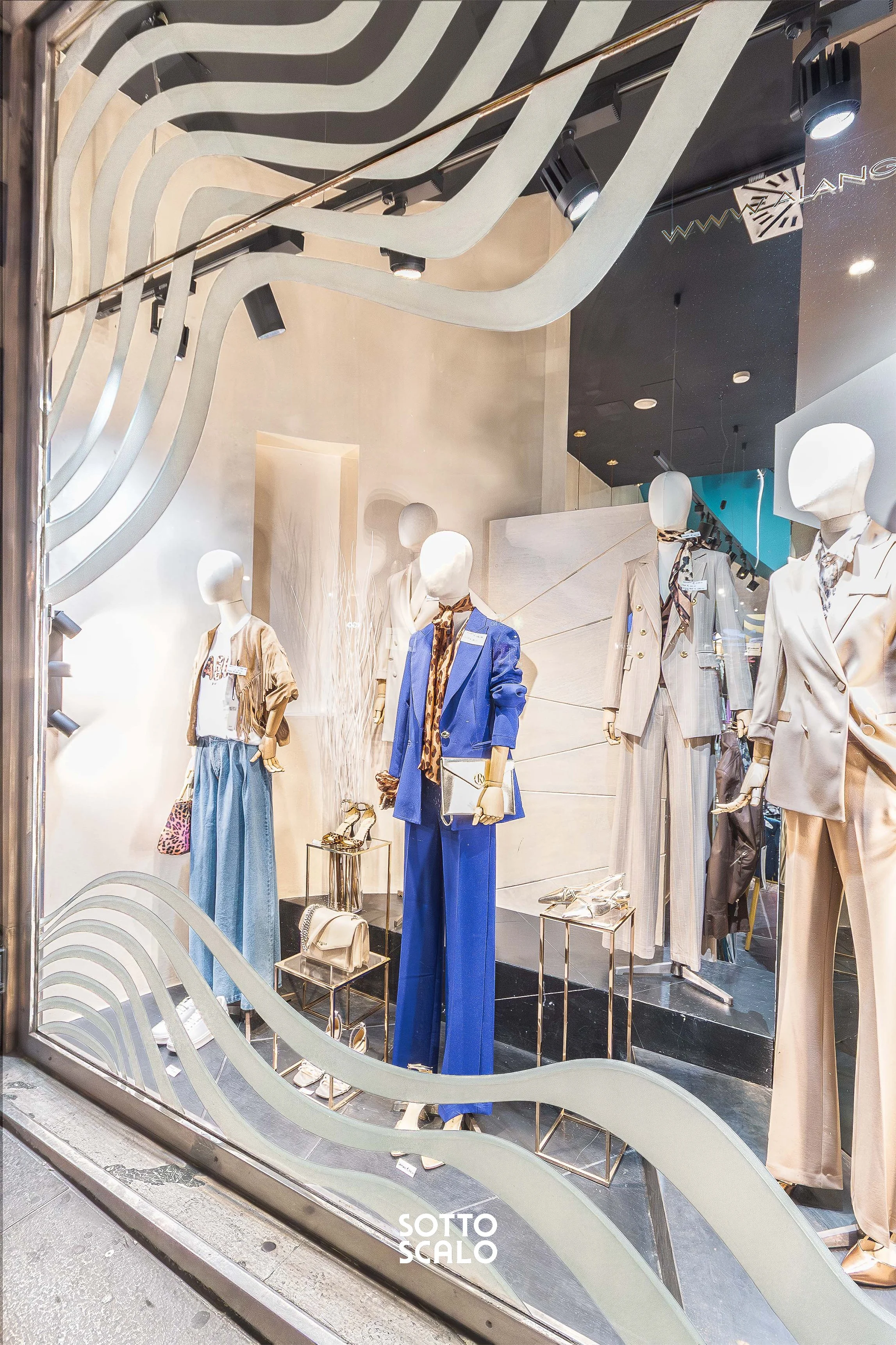 11 - SOTTOSCALO - ALAN GOGLIA.jpg