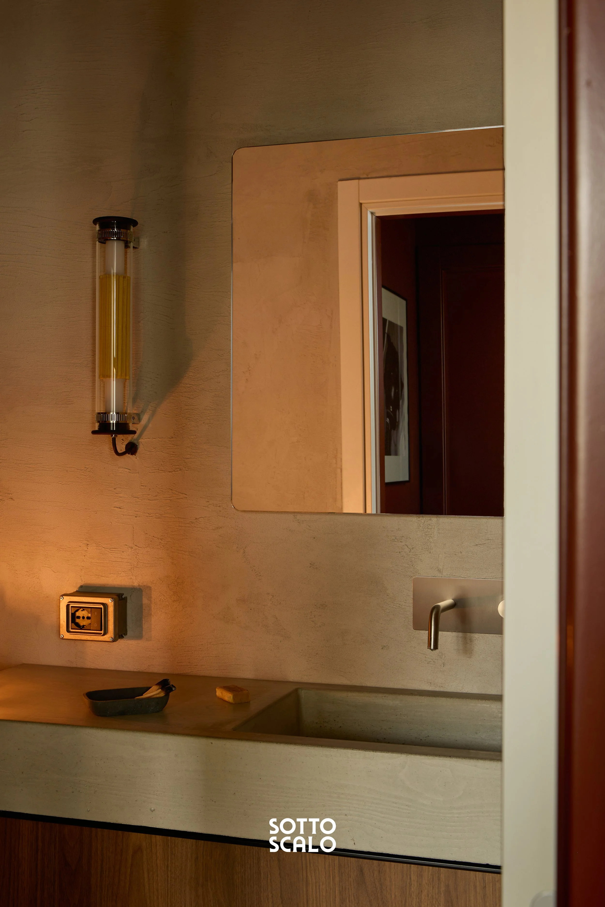 8 - SOTTOSCALO - OMZ.jpg