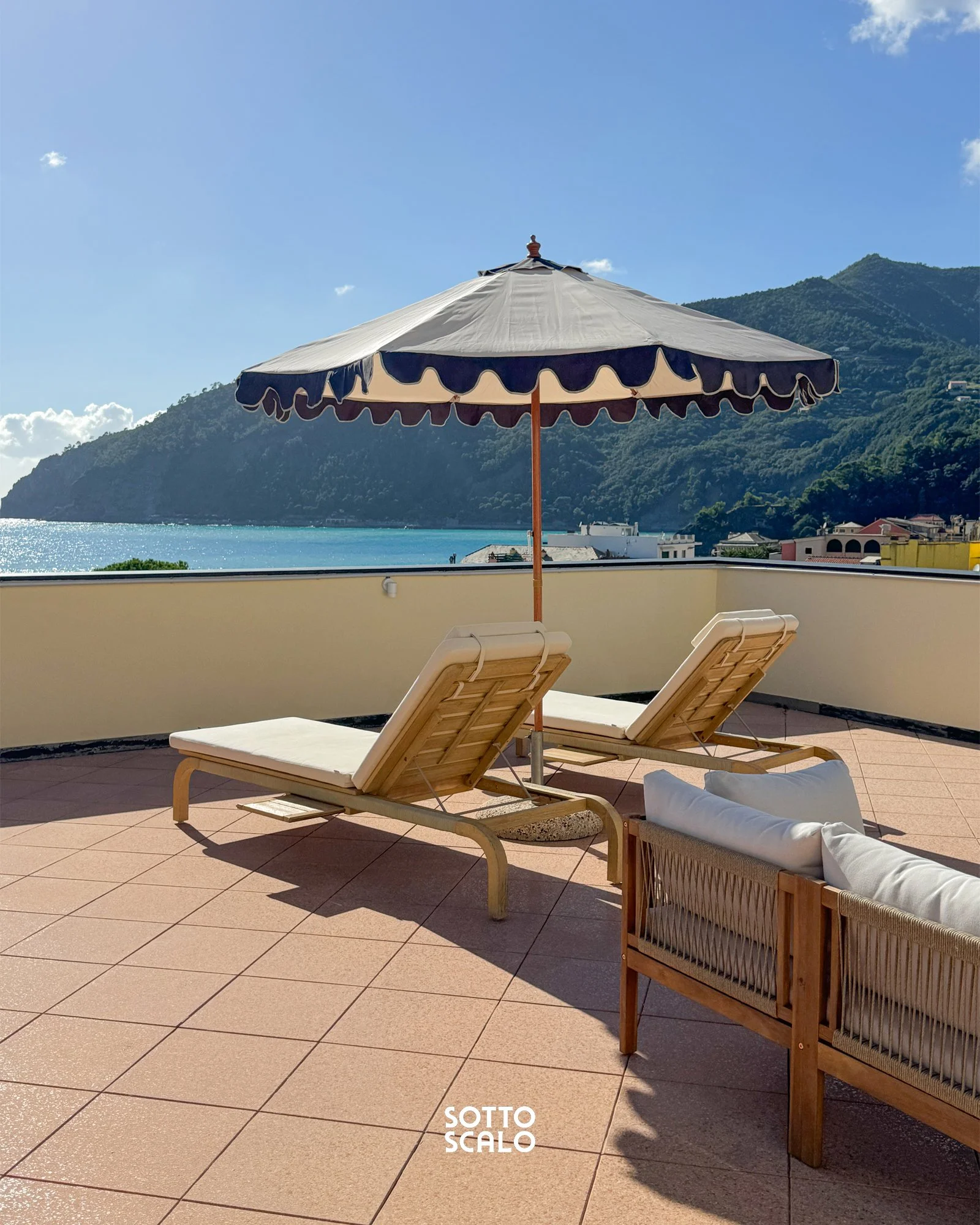 ATTICO AL MARE | MONEGLIA