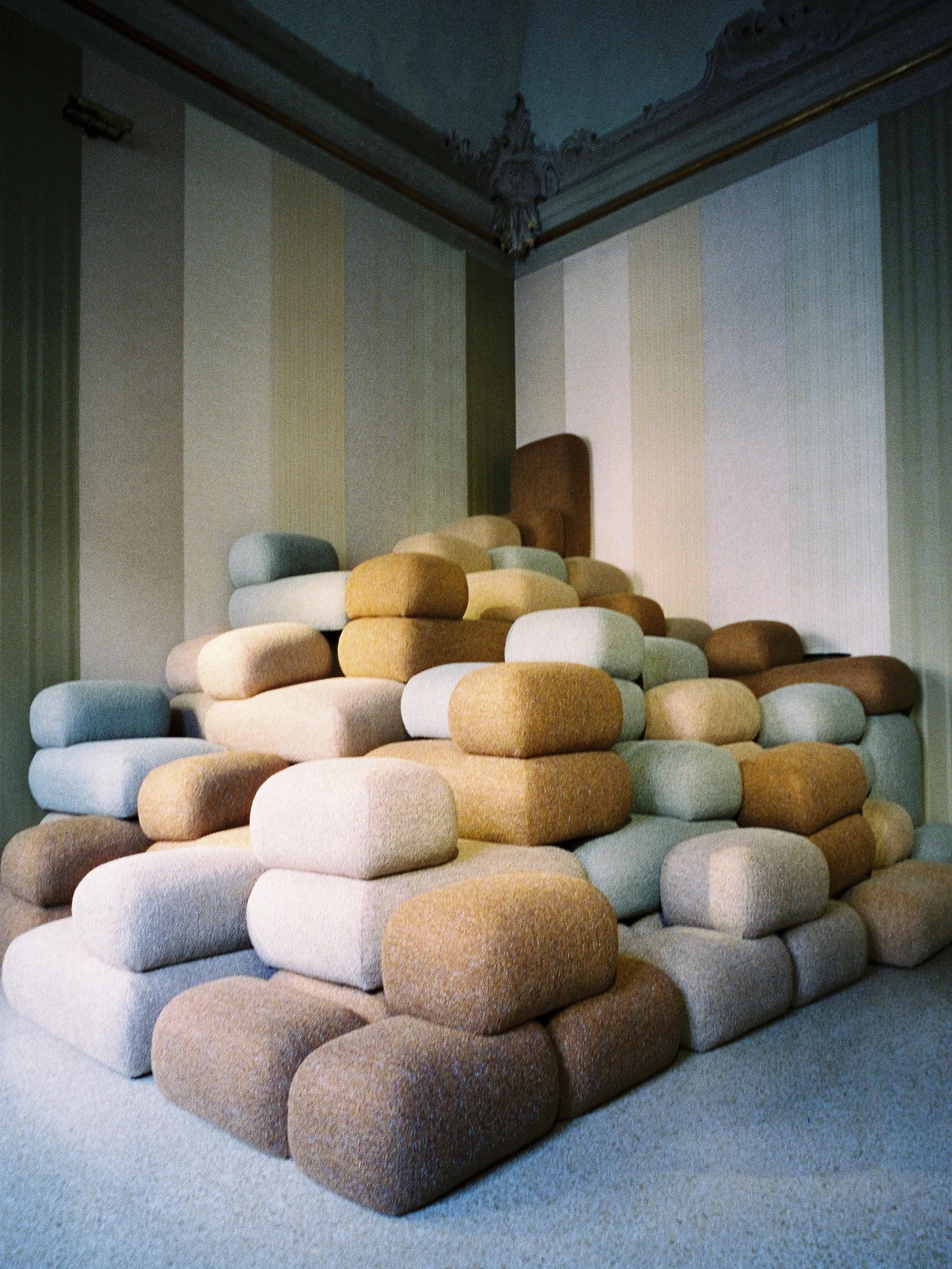 H%26M+HOME+KELLY+wearstler+Palazzo+Acerbi_MDW26%C2%A9Arianna_Roda-23.jpg