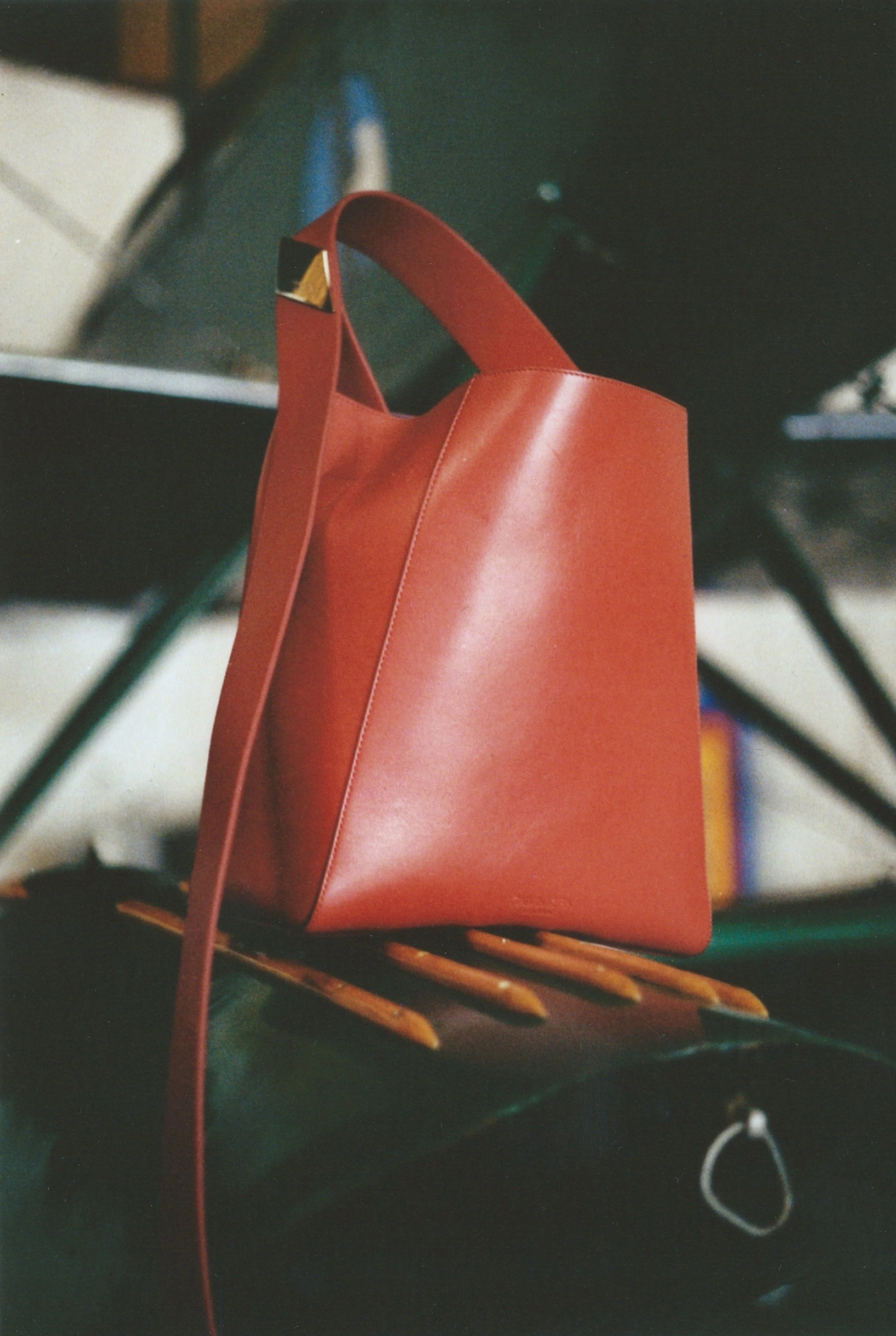 TessabitFW18EditorialFilm 1a.jpg