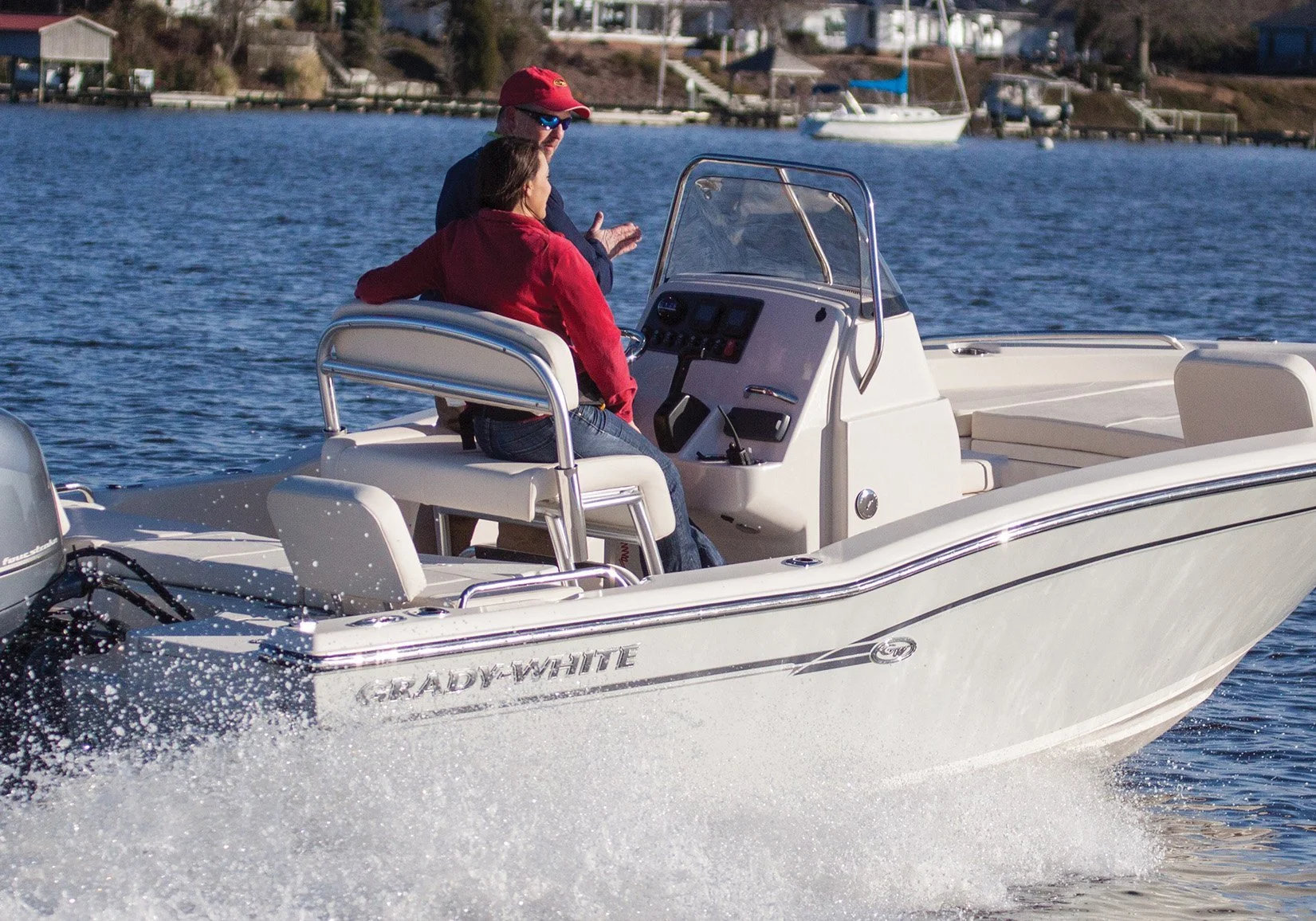 What to Expect in Your First Boating Lesson at CFBA