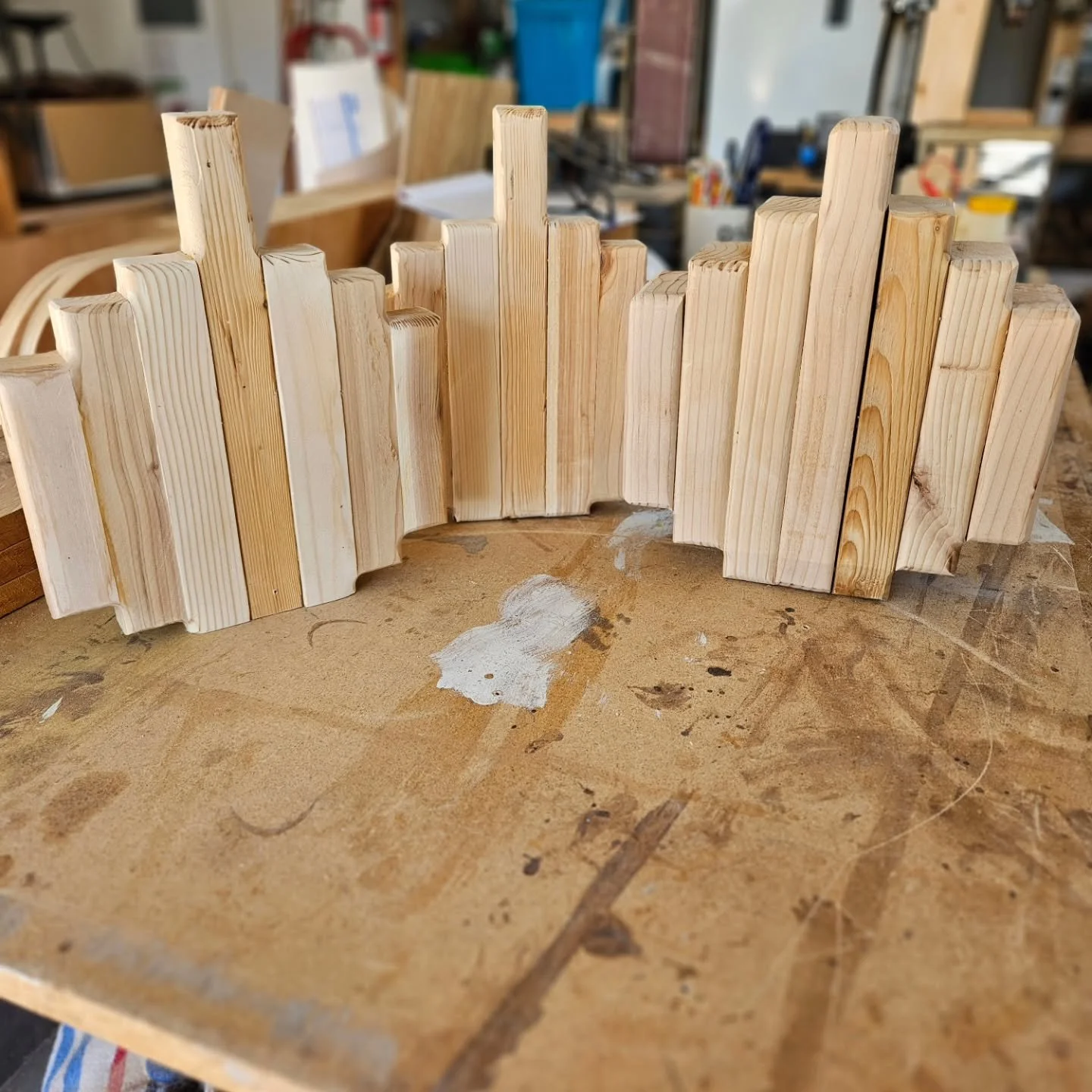 I'm not going to pretend that anything I make is perfect, but I do get a certain amount of joy in making things that are perfectly imperfect.

(I also love finding use for pieces from the scrap bin)

#happyfall #hellopumpkin #scrapwood #projects #pum