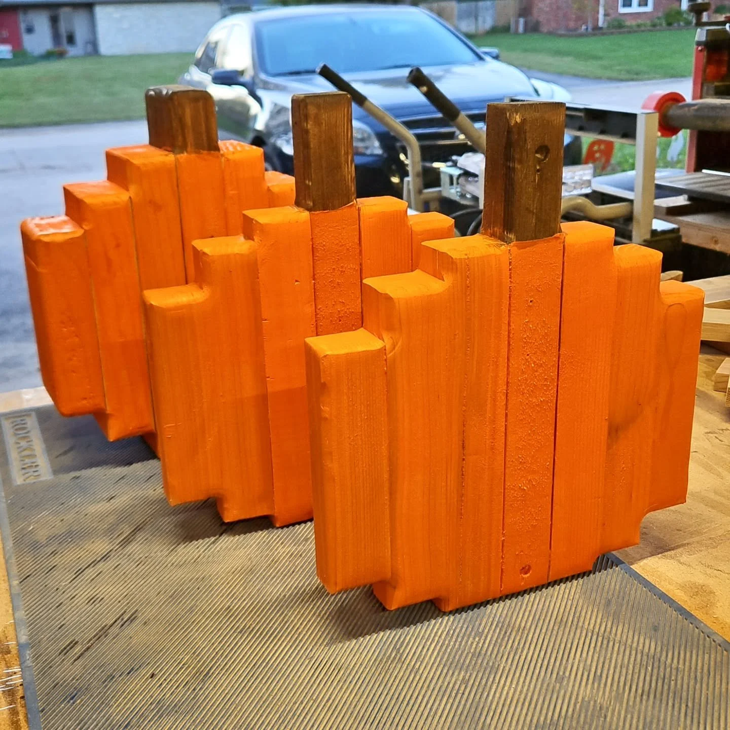 All dressed up and ready to go!

#pumpkin #fall #falldecor #orange