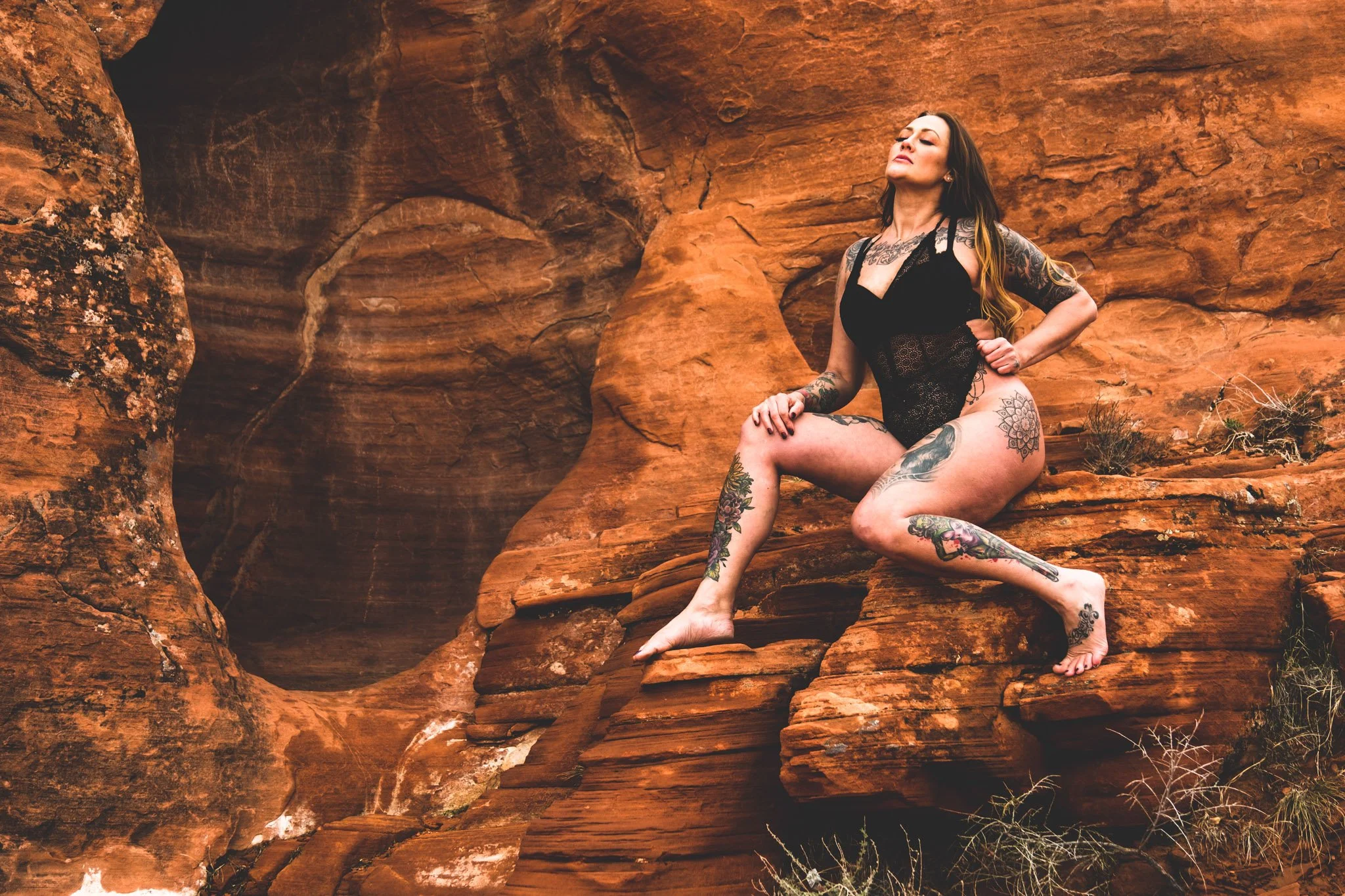 OutdoorBoudoirRedRocksPhotoSaintSimonsGeorgiaBoudoirPhotographerJillisaHope.jpg