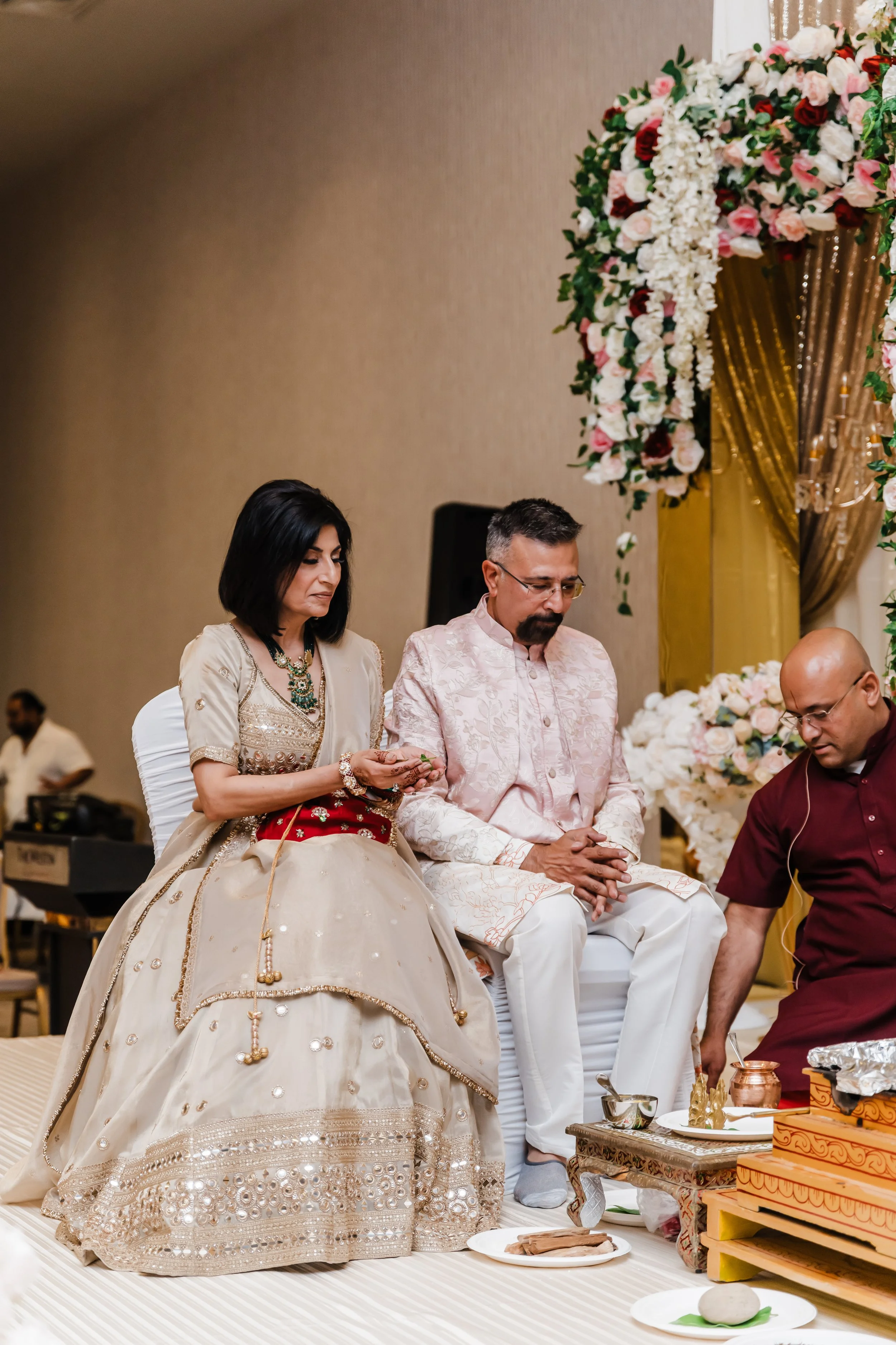 Anastasia_CalgaryIndianWeddingPhotographer-23.jpeg