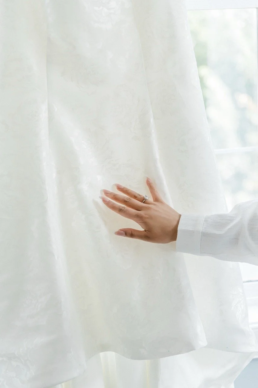 T&C_Sneakpeeks_CalgaryWeddingPhotographer-15 Large.jpeg