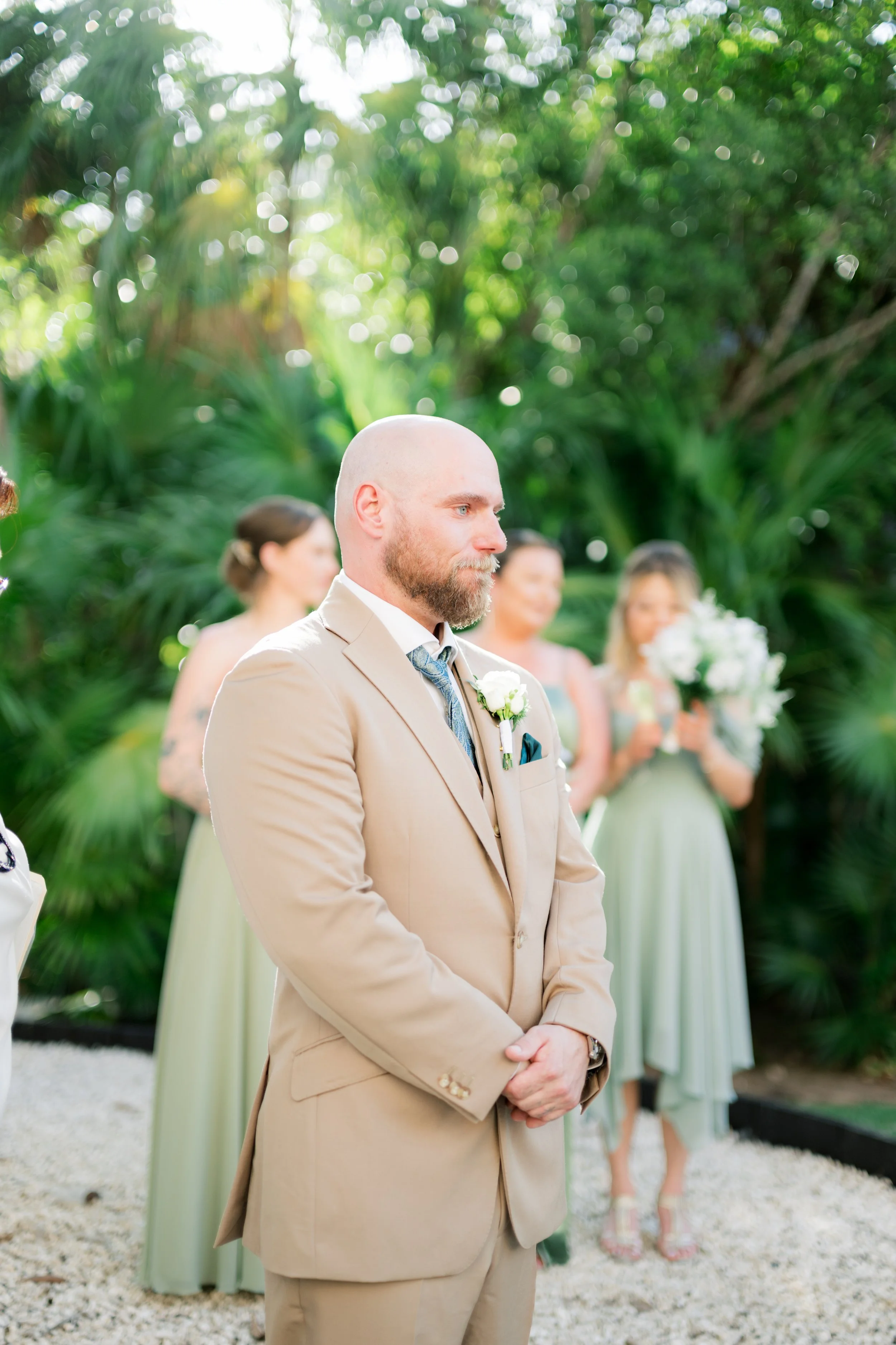 Calgary wedding photographer creating vibrant and emotional wedding galleries.
