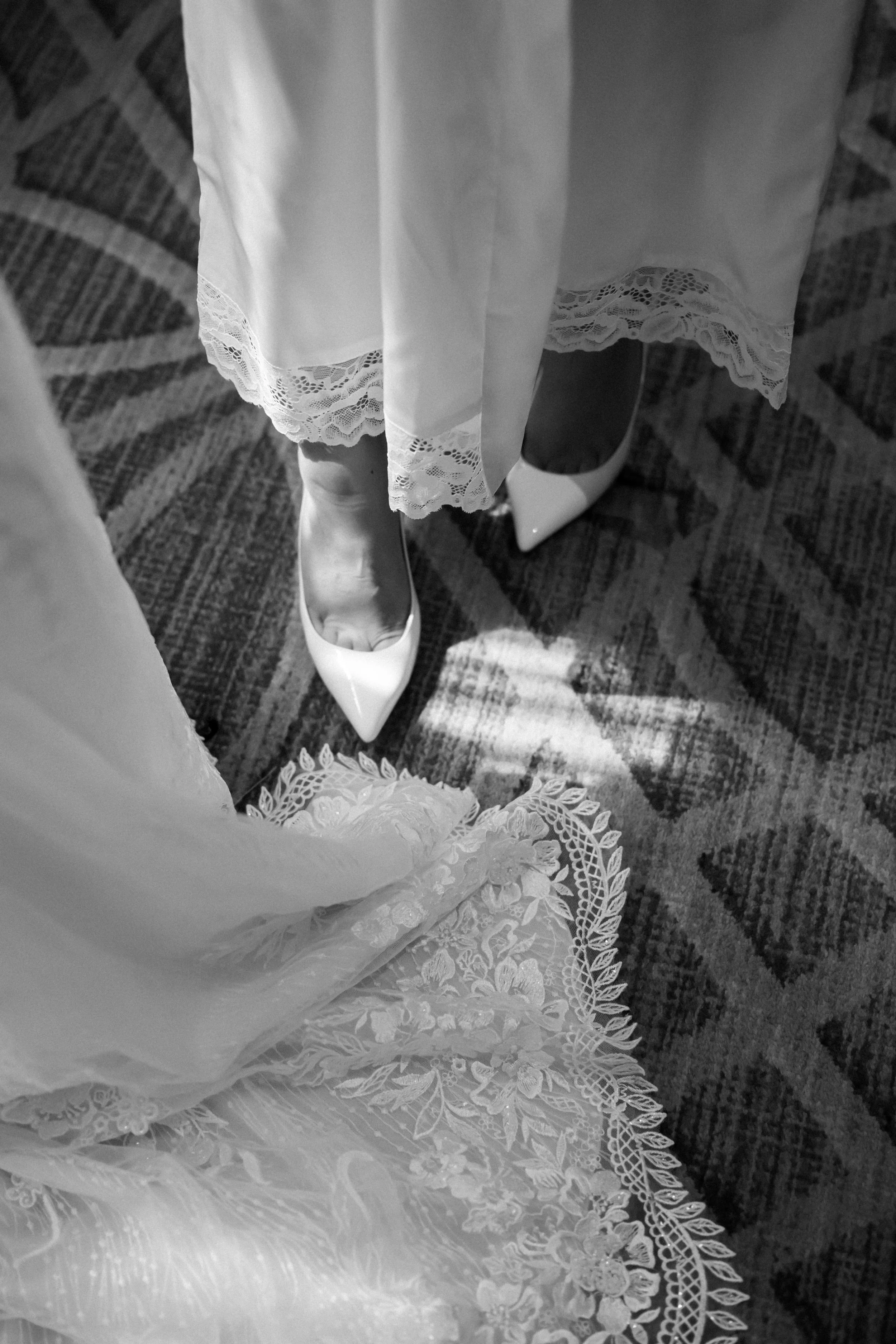 R&B_CalgaryWeddingPhotographer-33.jpg