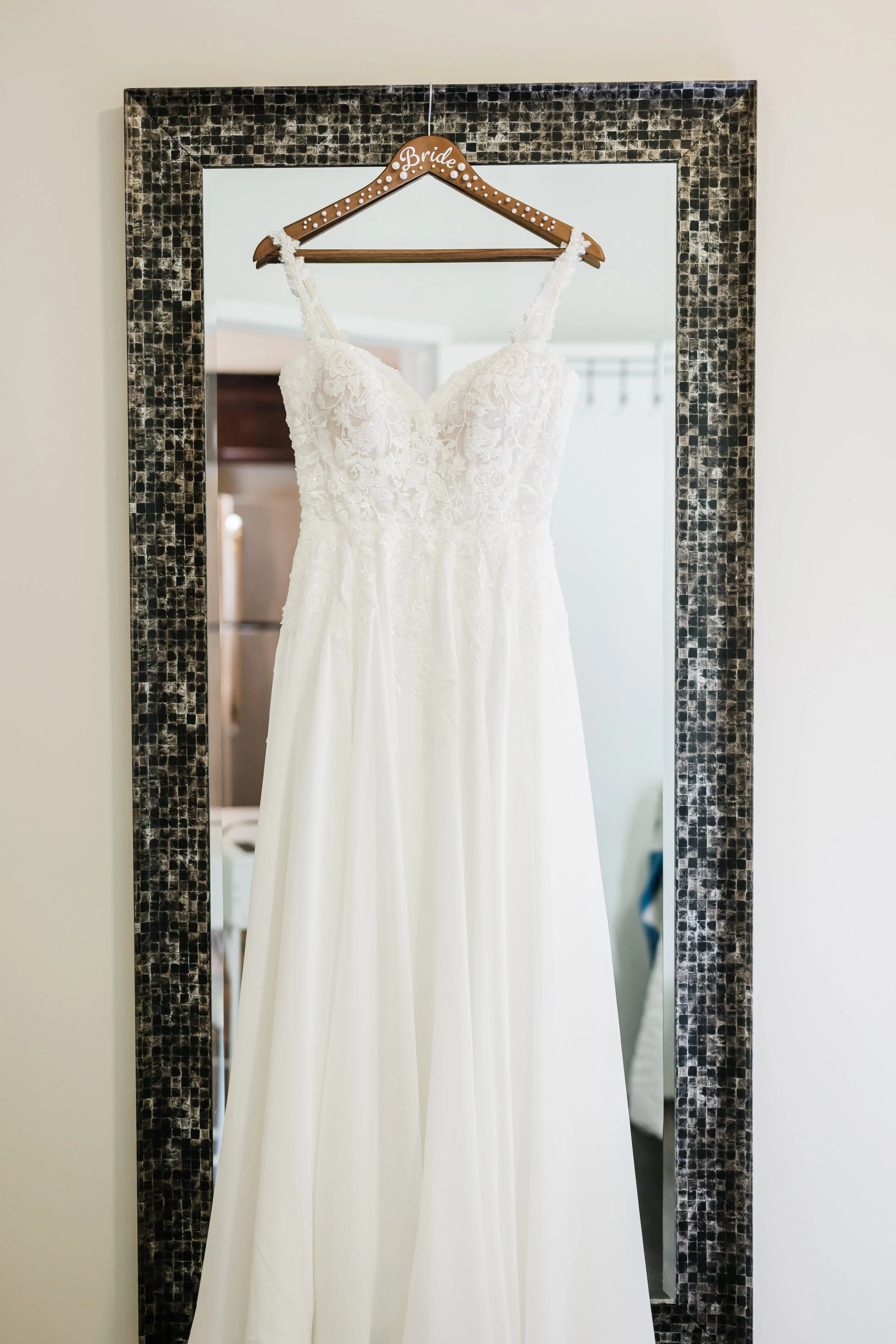 S&B_CalgaryWeddingPhotographer-38.jpeg