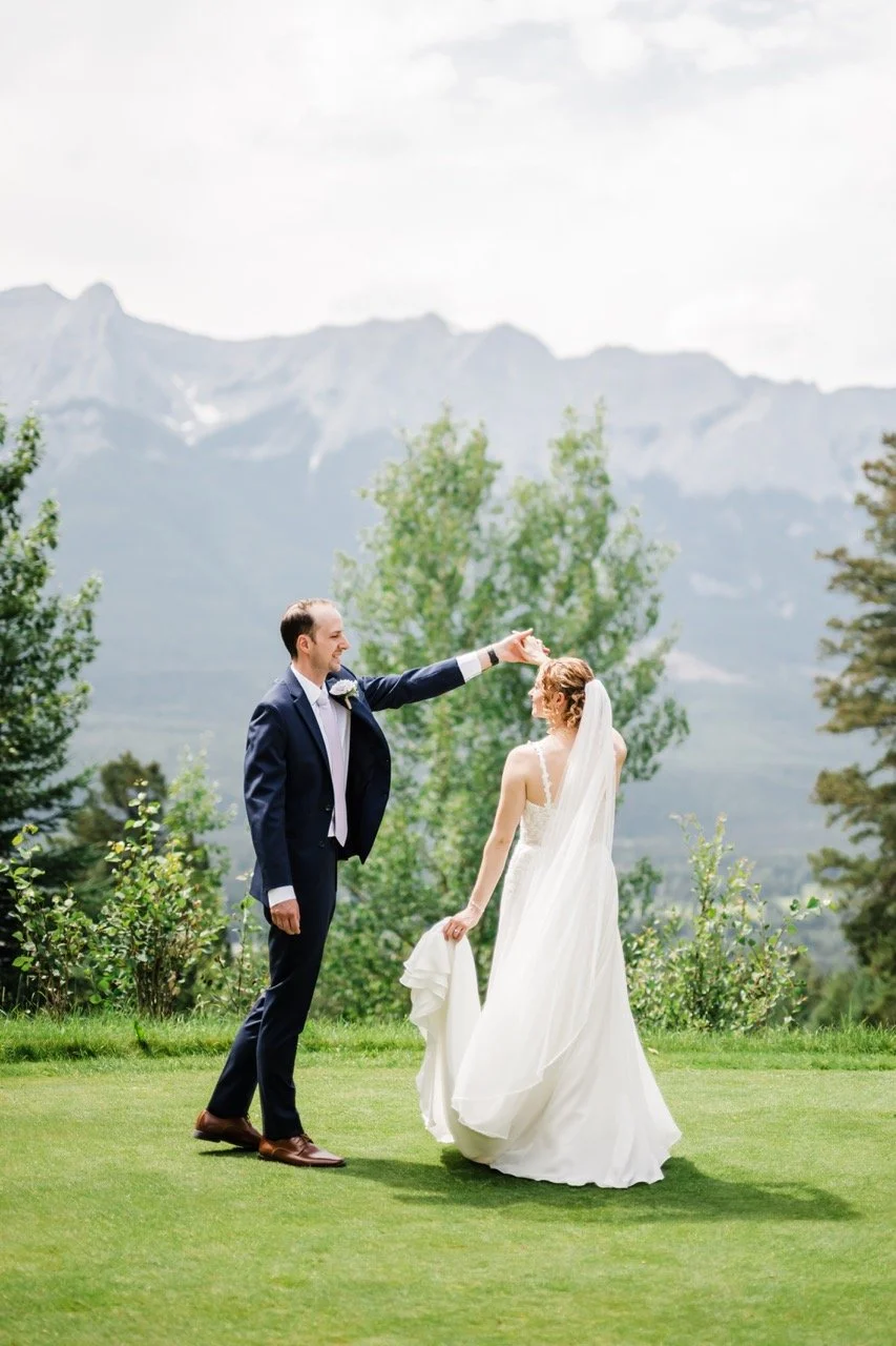S&B_CalgaryWeddingPhotographer-310 Large.jpeg