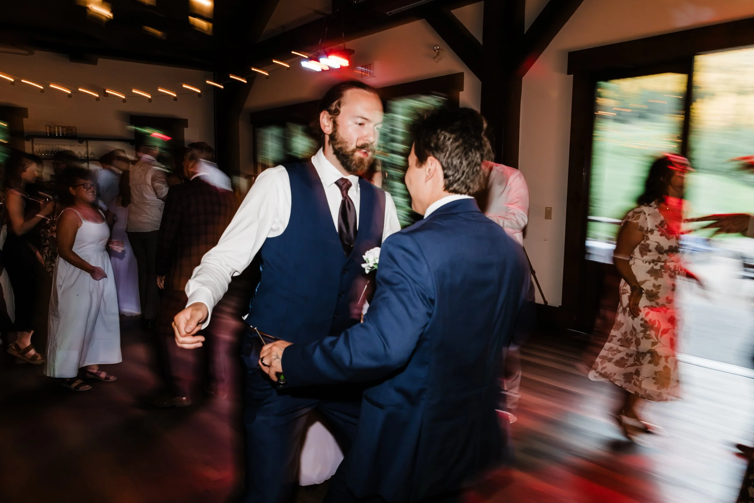 S&B_CalgaryWeddingPhotographer-664.jpeg