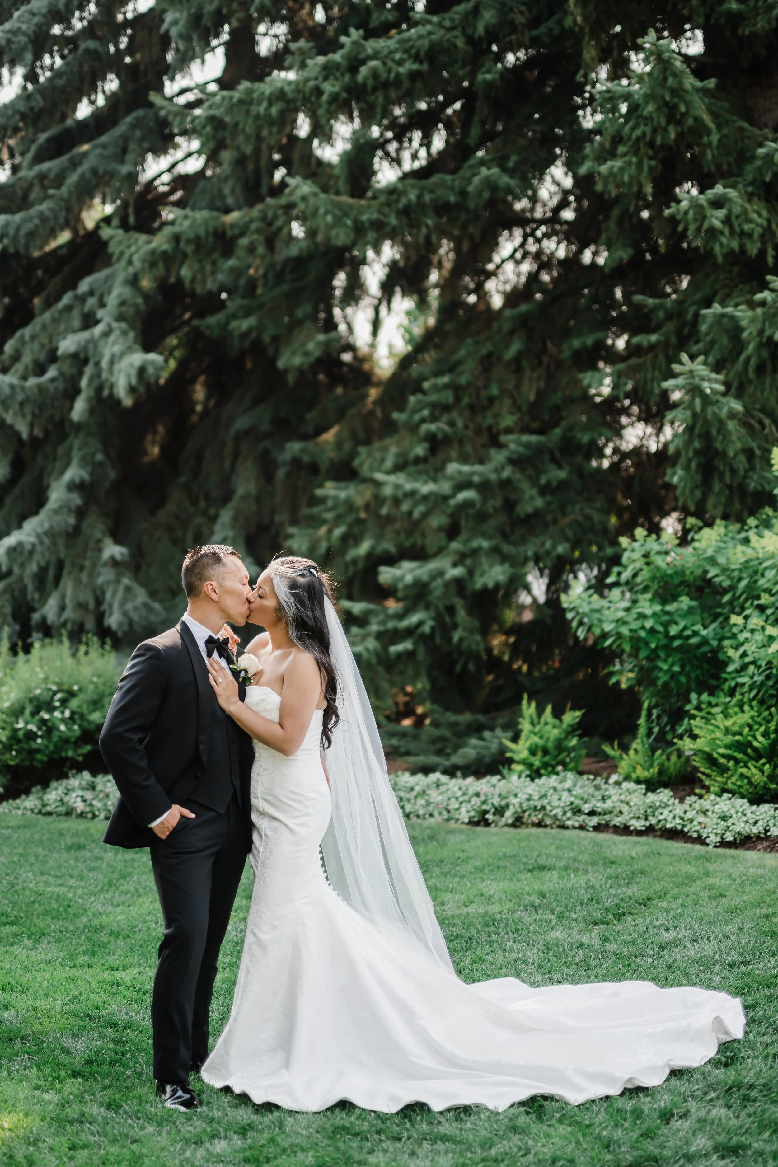 T&C_CalgaryWeddingPhotographer-463.jpeg