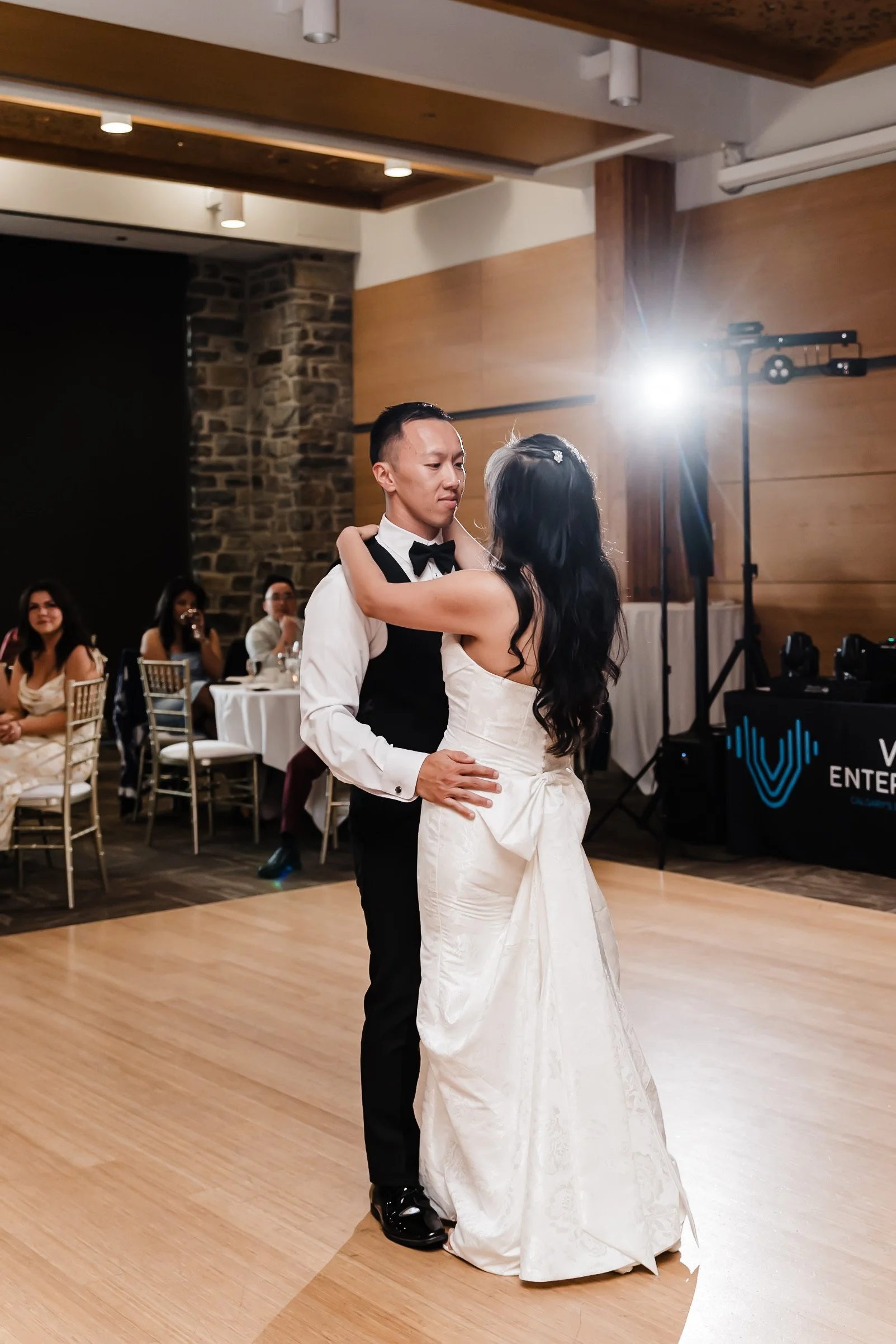 T&C_CalgaryWeddingPhotographer-528.jpeg
