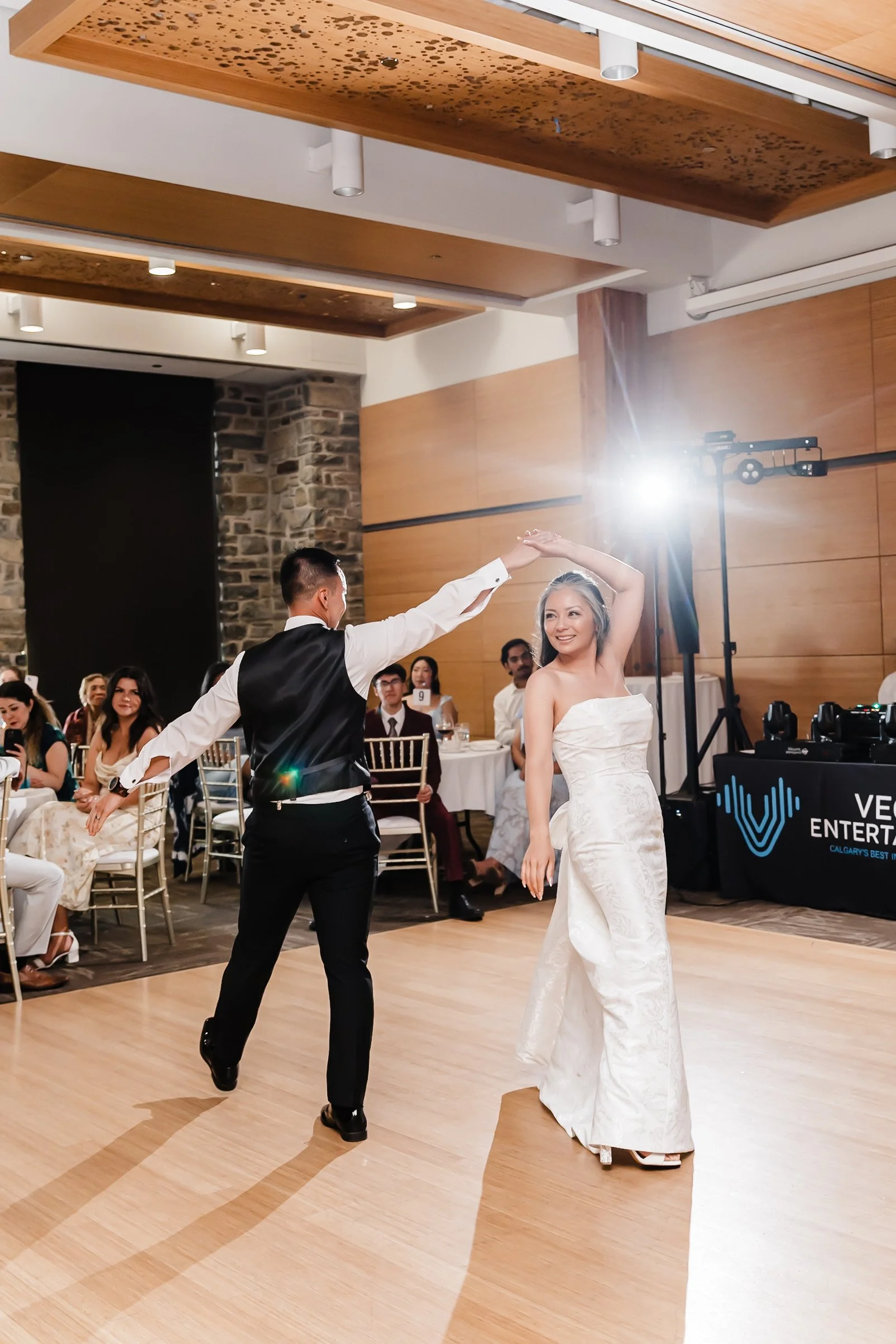 T&C_CalgaryWeddingPhotographer-531.jpeg