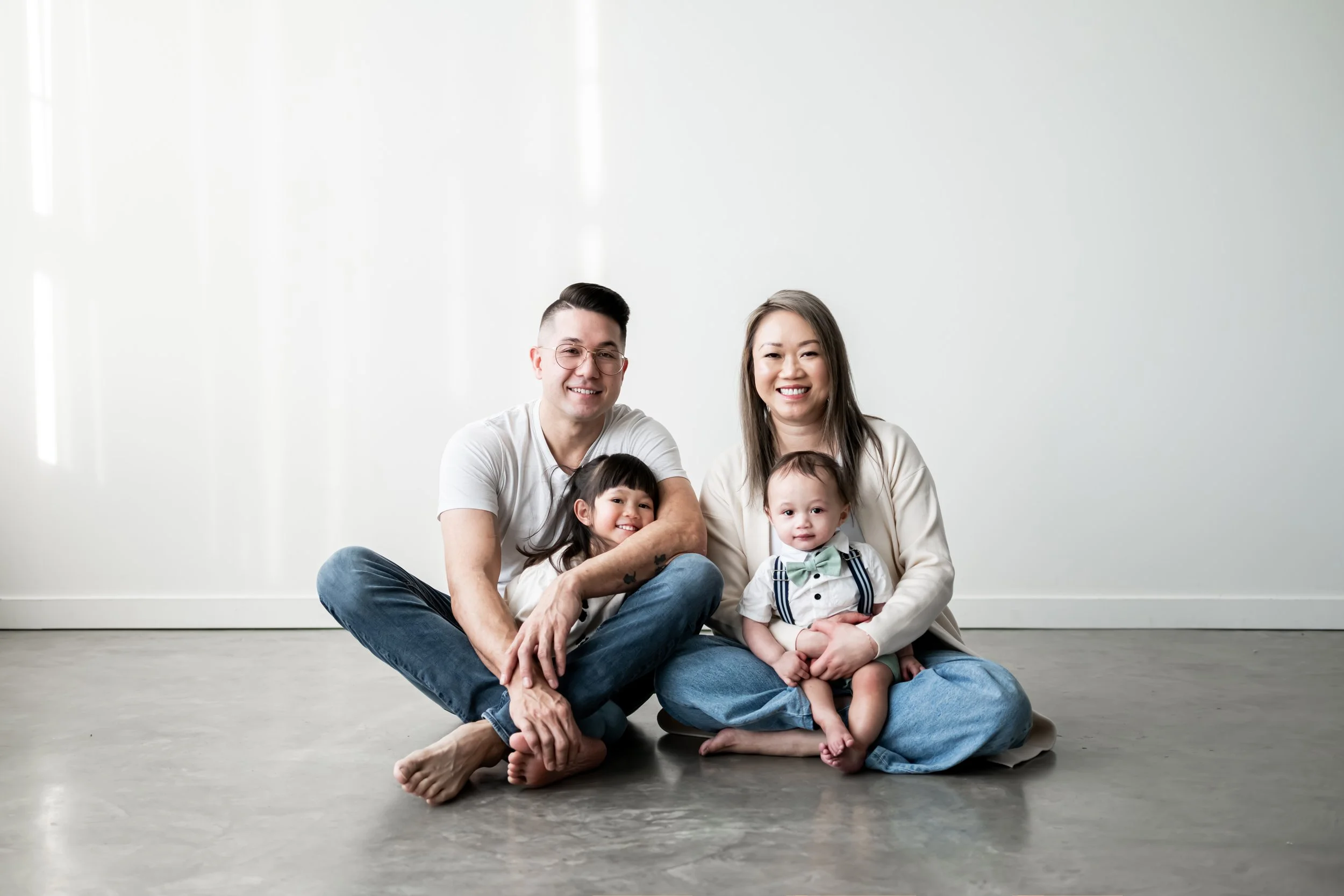 Calgary family photographer services bring a unique blend of artistry and emotion to every frame. As a premier family photographer in Calgary, I specialize in crafting stunning visual narratives that reflect the essence of your love story. Discover t