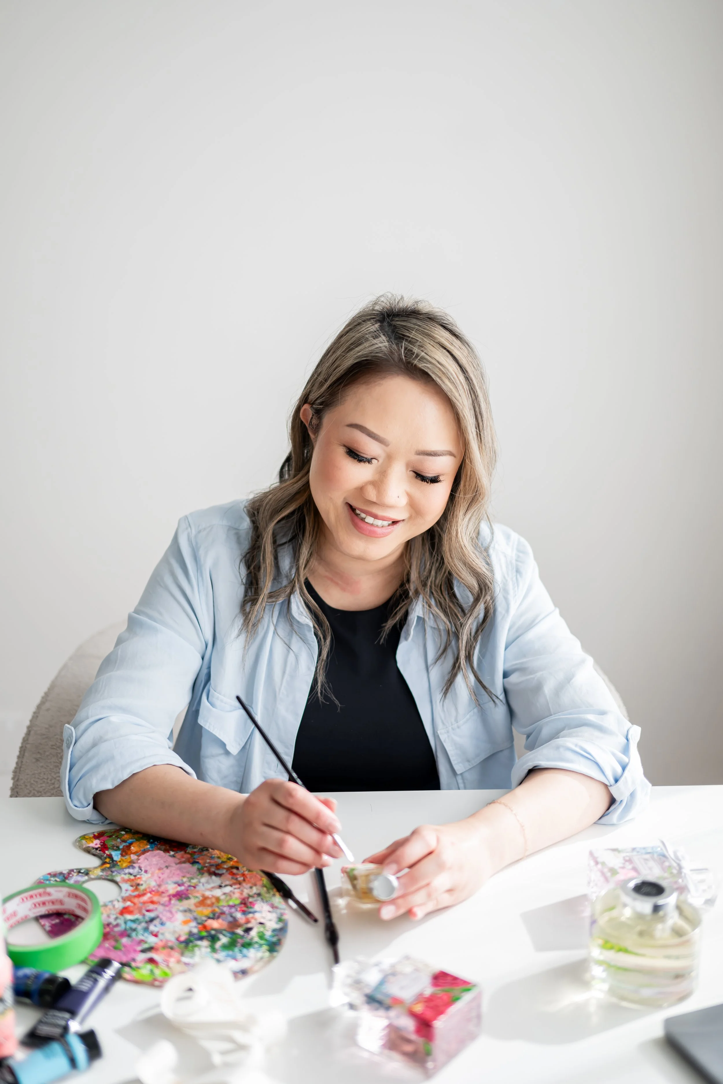 Professional headshots that feel confident, natural, and aligned with your brand. As a Calgary branding photographer, I create modern, editorial-style headshots for entrepreneurs, creatives, and professionals looking to elevate their online presence.