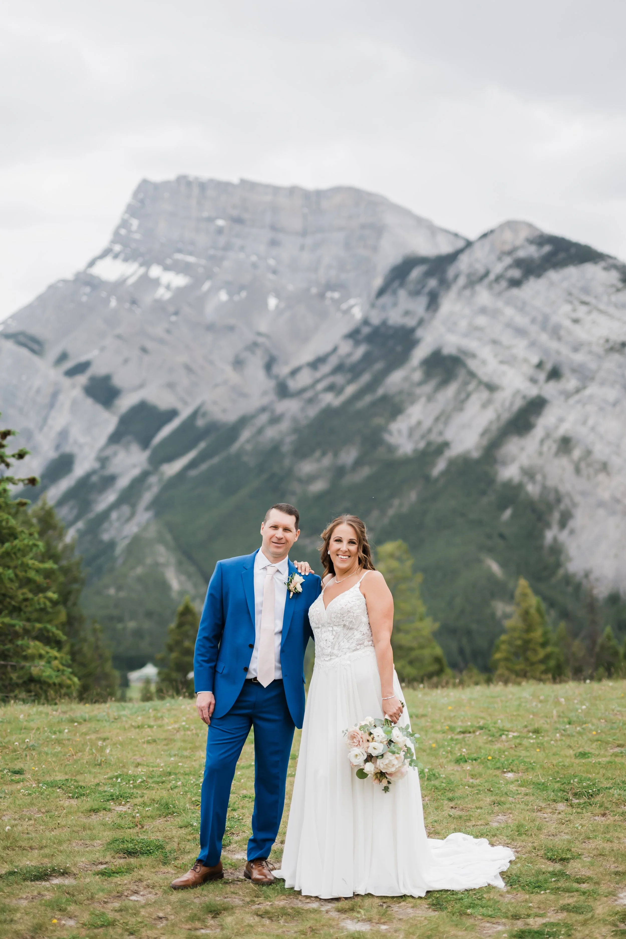 P&R_CalgaryWeddingPhotographer-28.jpeg