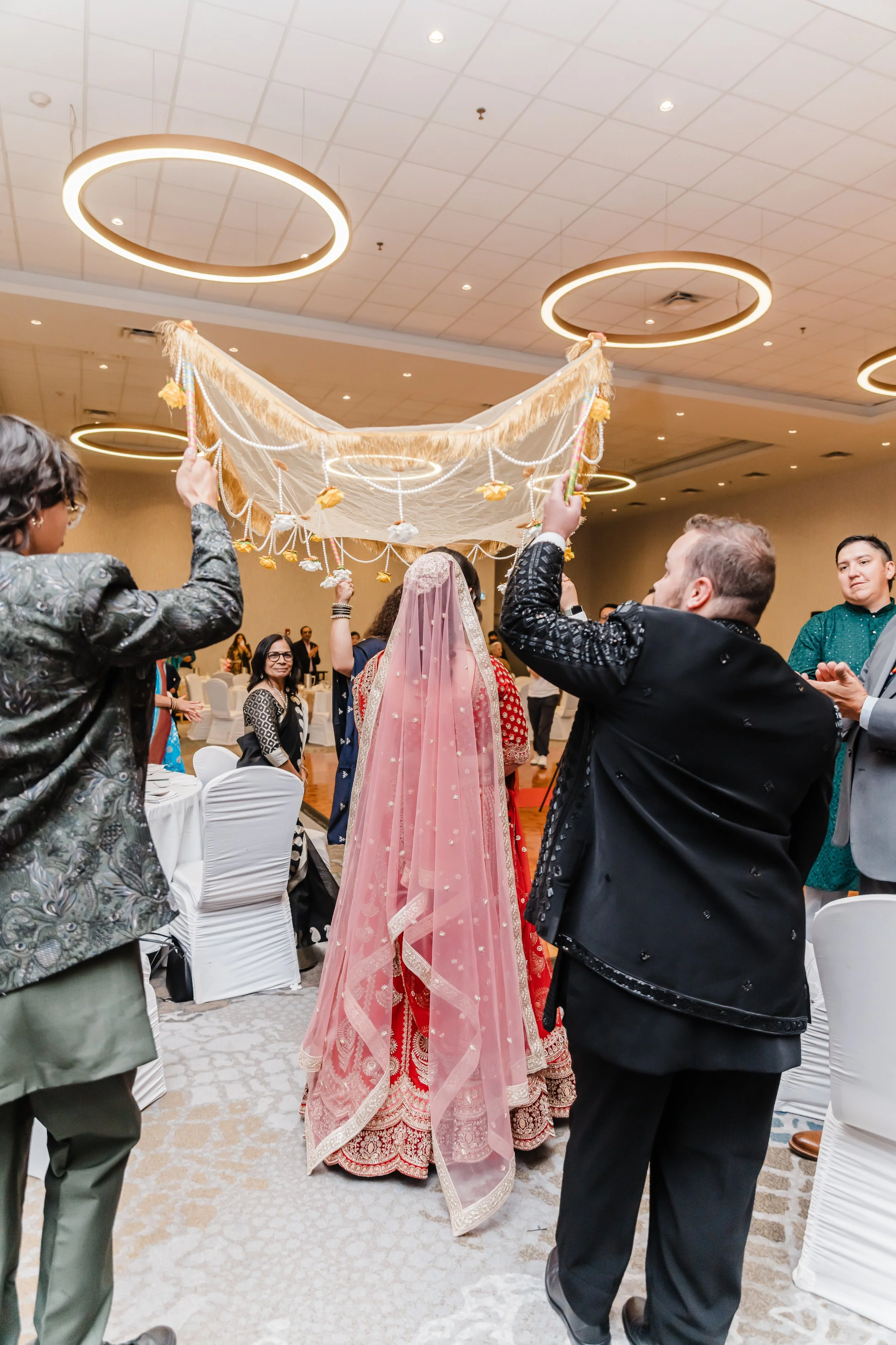 Anastasia_CalgaryIndianWeddingPhotographer-27.jpeg