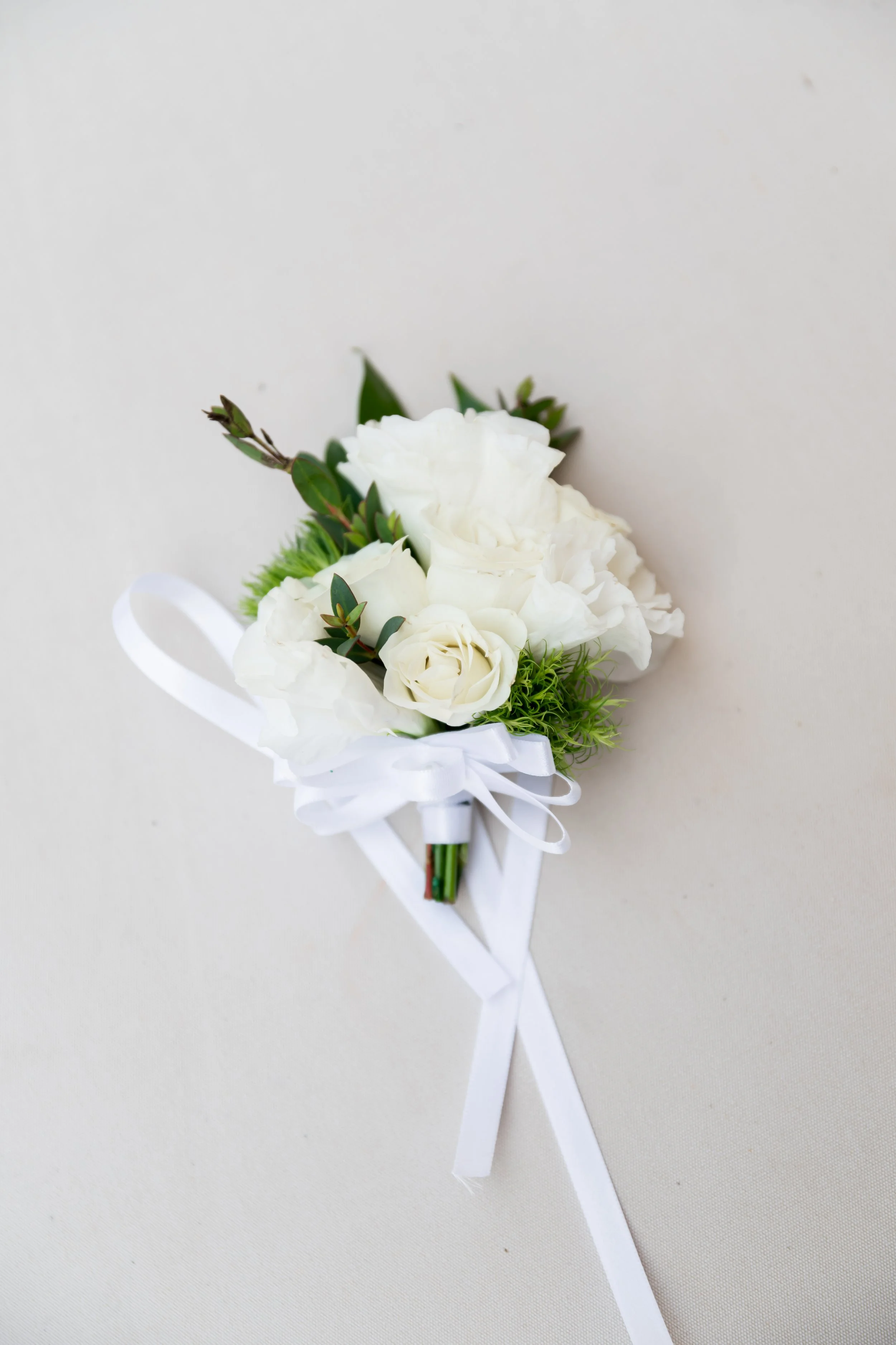 Modern wedding photography for couples planning a luxury Calgary wedding.