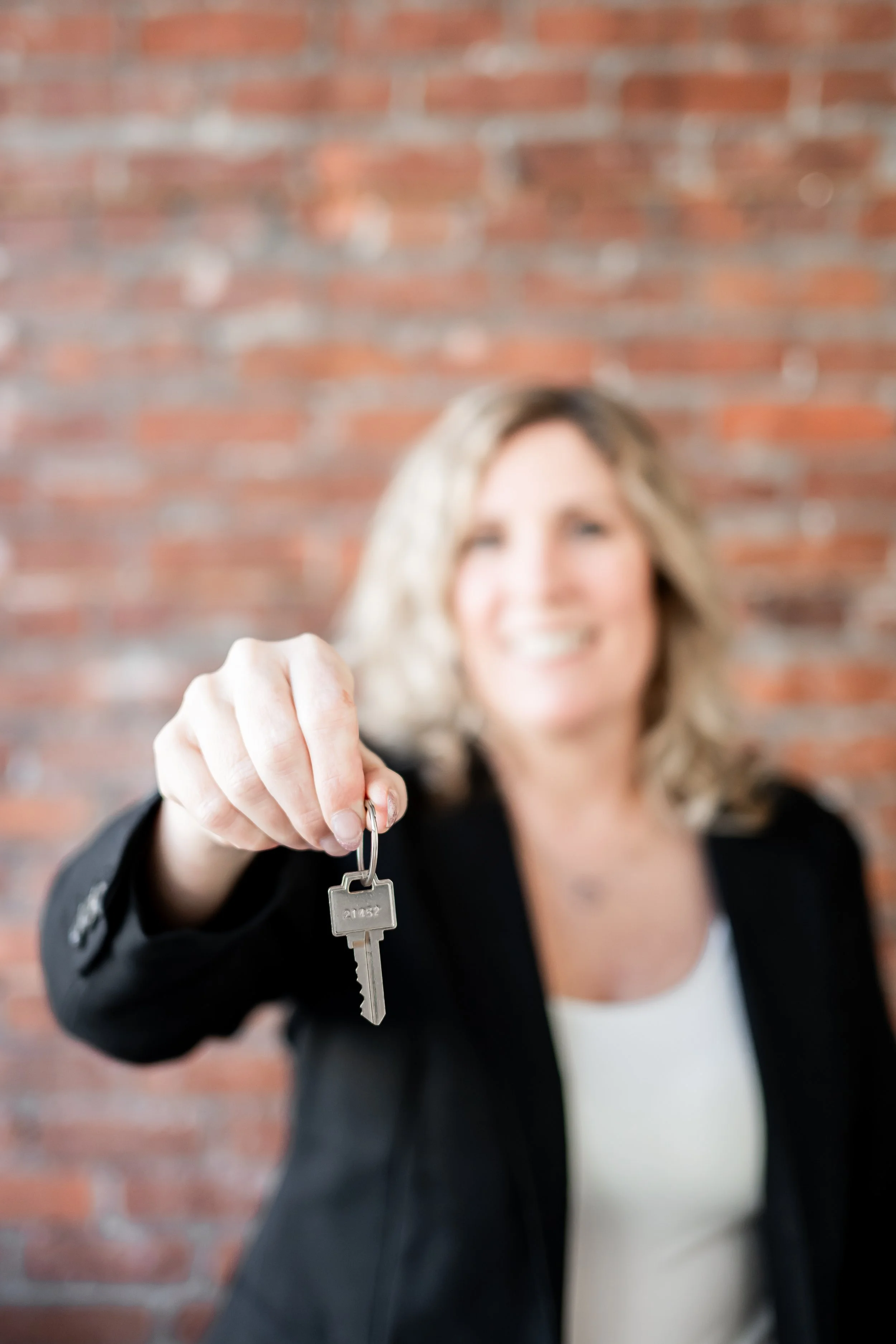 Professional headshots that feel confident, natural, and aligned with your brand. As a Calgary branding photographer, I create modern, editorial-style headshots for entrepreneurs, creatives, and professionals looking to elevate their online presence.