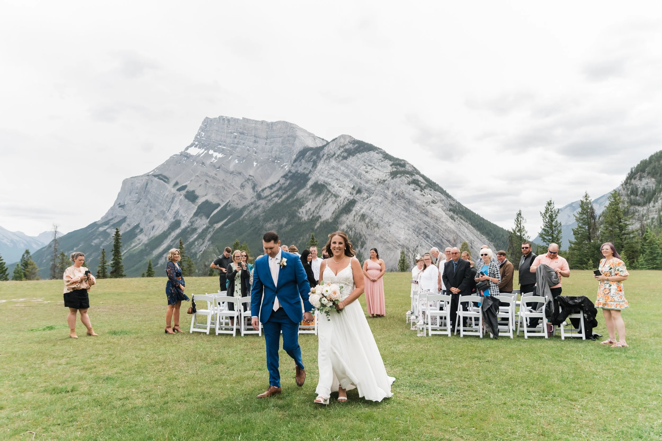 P&R_CalgaryWeddingPhotographer-13.jpeg