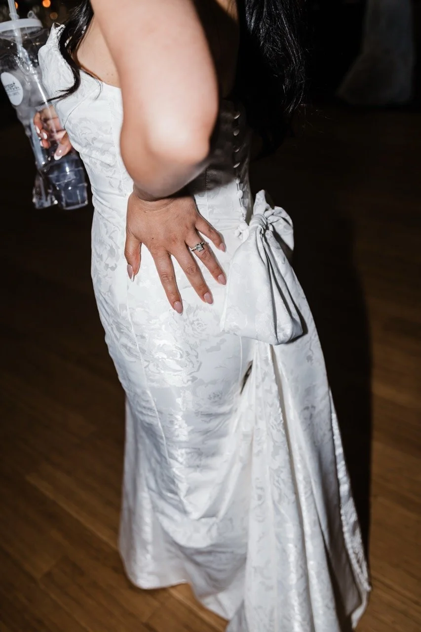 T&C_Sneakpeeks_CalgaryWeddingPhotographer-66 Large.jpeg