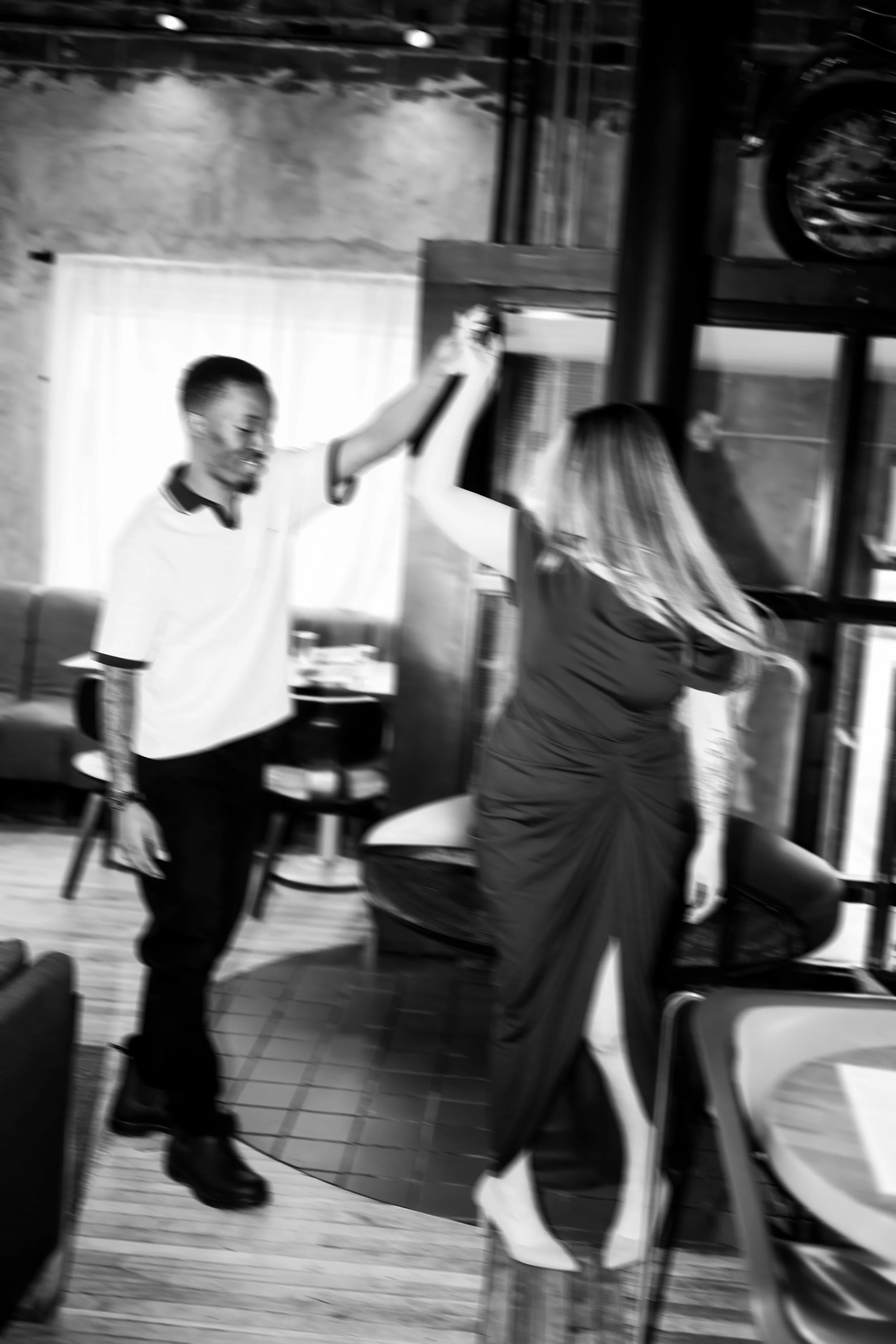 If you’re looking for Calgary engagement photography with a modern, playful, and editorial feel, you’re in the right place. I capture couples in a way that blends candid moments with a stylish, fashion-inspired edge—so your photos feel effortless, na