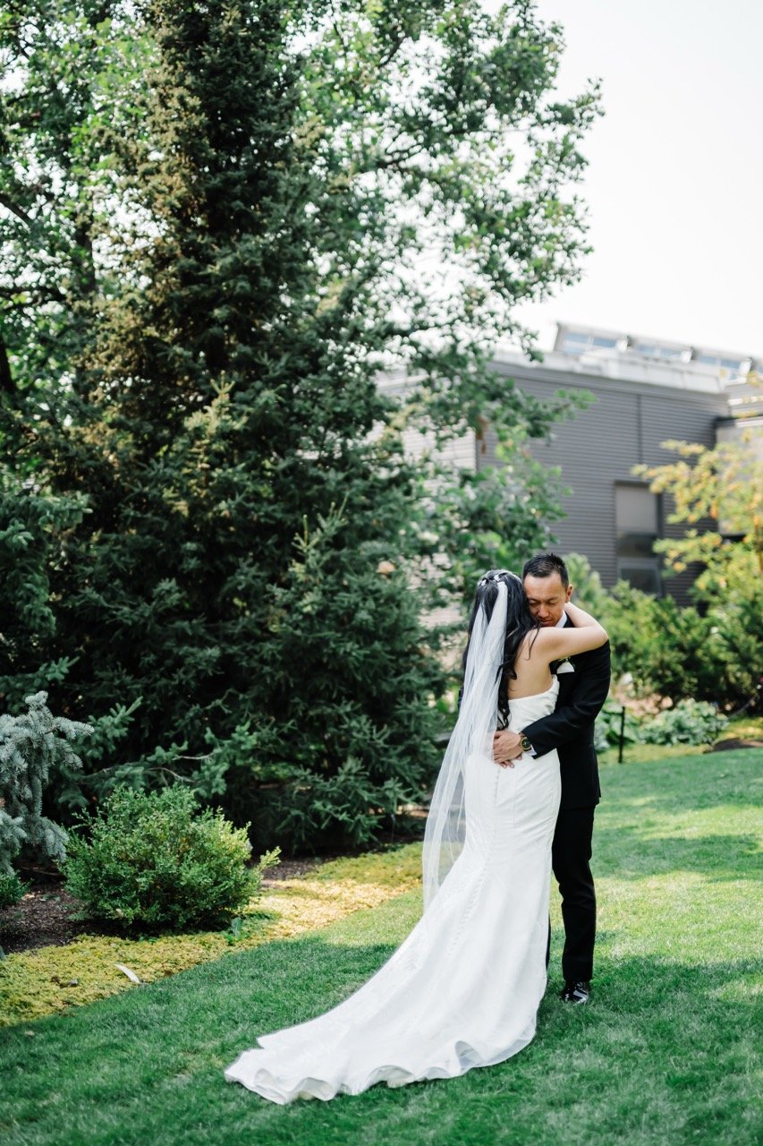 T&C_Sneakpeeks_CalgaryWeddingPhotographer-36 Large.jpeg