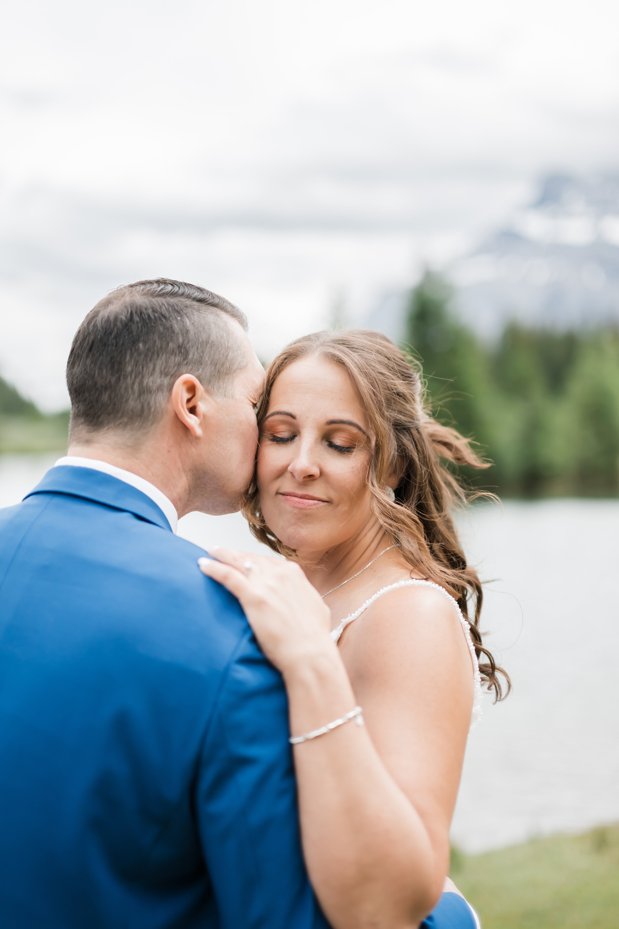 P&R_CalgaryWeddingPhotographer-40.jpeg
