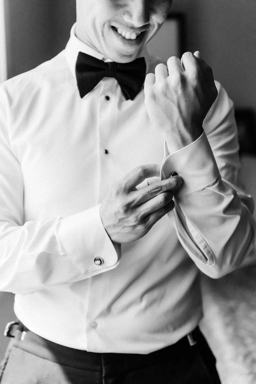 T&C_Sneakpeeks_CalgaryWeddingPhotographer-8 Large.jpeg