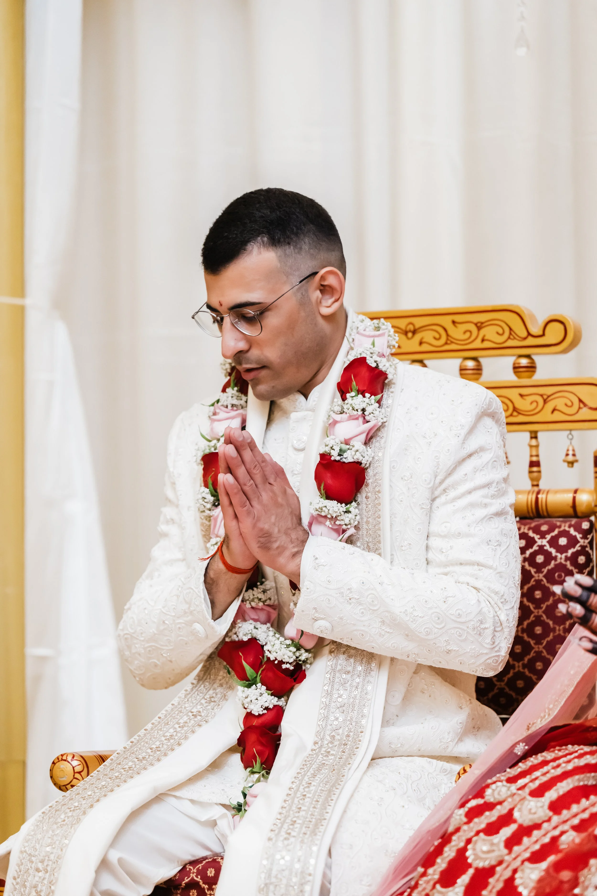 Anastasia_CalgaryIndianWeddingPhotographer-40.jpeg