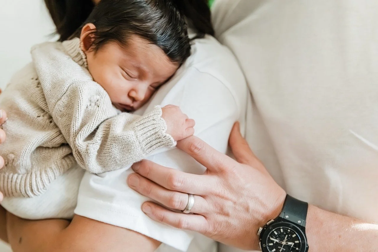 Welcome to the heartwarming world of Calgary newborn photography. Cherish the precious moments of your little one's arrival with our expert services. As a trusted newborn photographer in Calgary, we specialize in capturing the innocence and joy of th