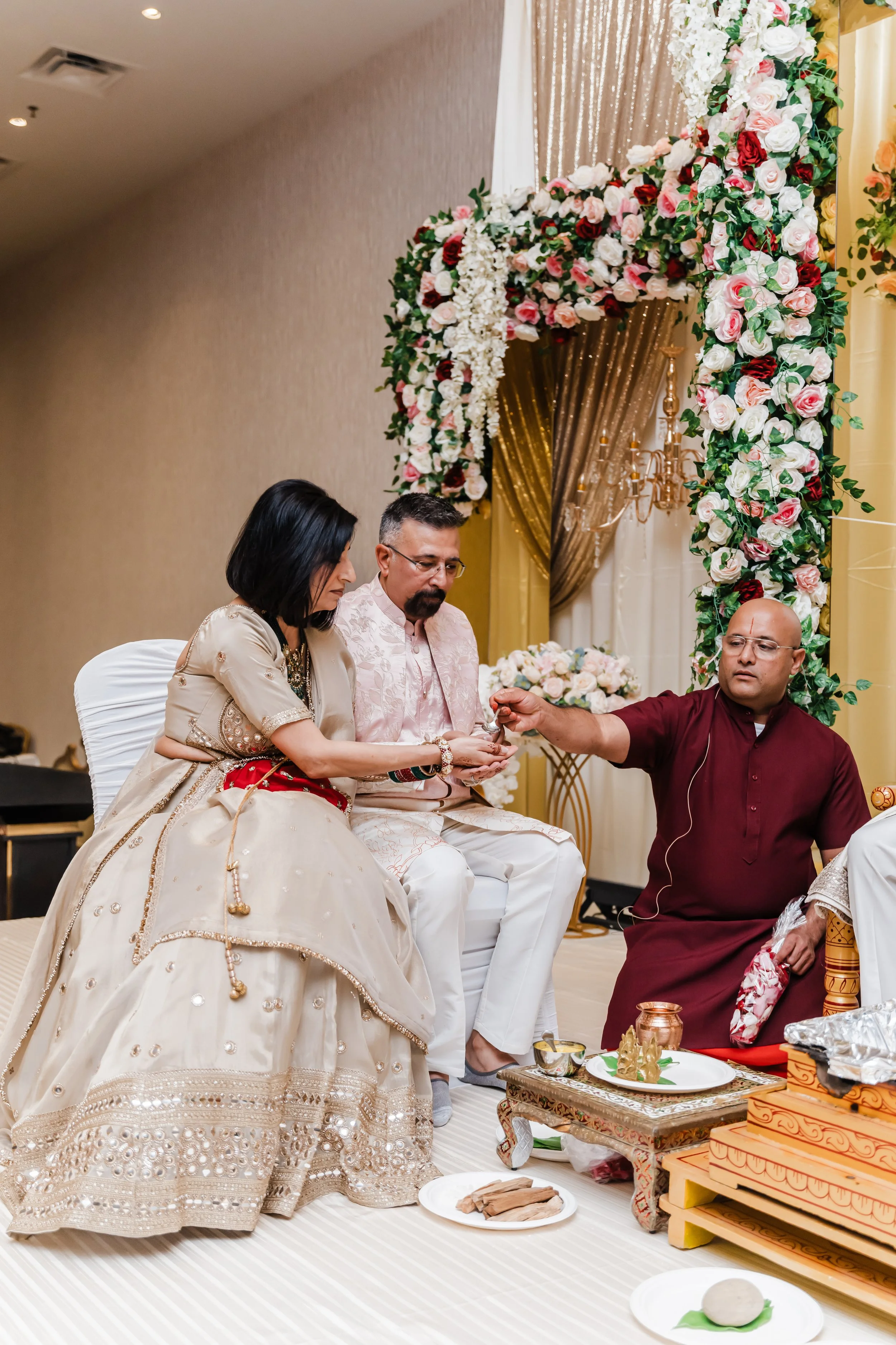 Anastasia_CalgaryIndianWeddingPhotographer-24.jpeg