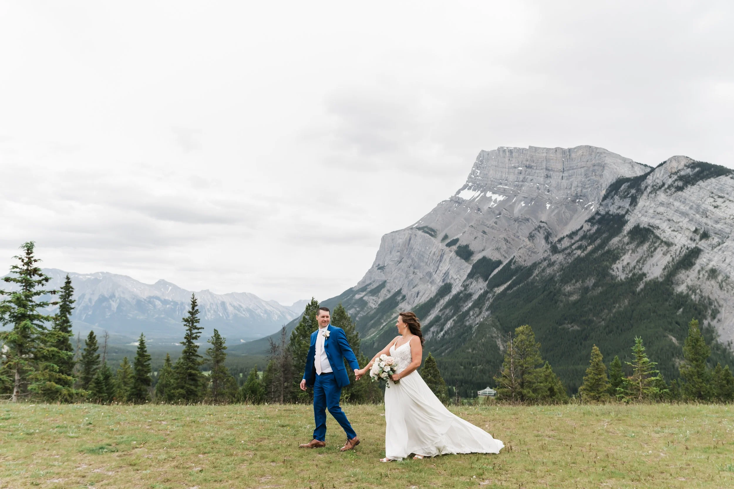 P&R_CalgaryWeddingPhotographer-19.jpeg