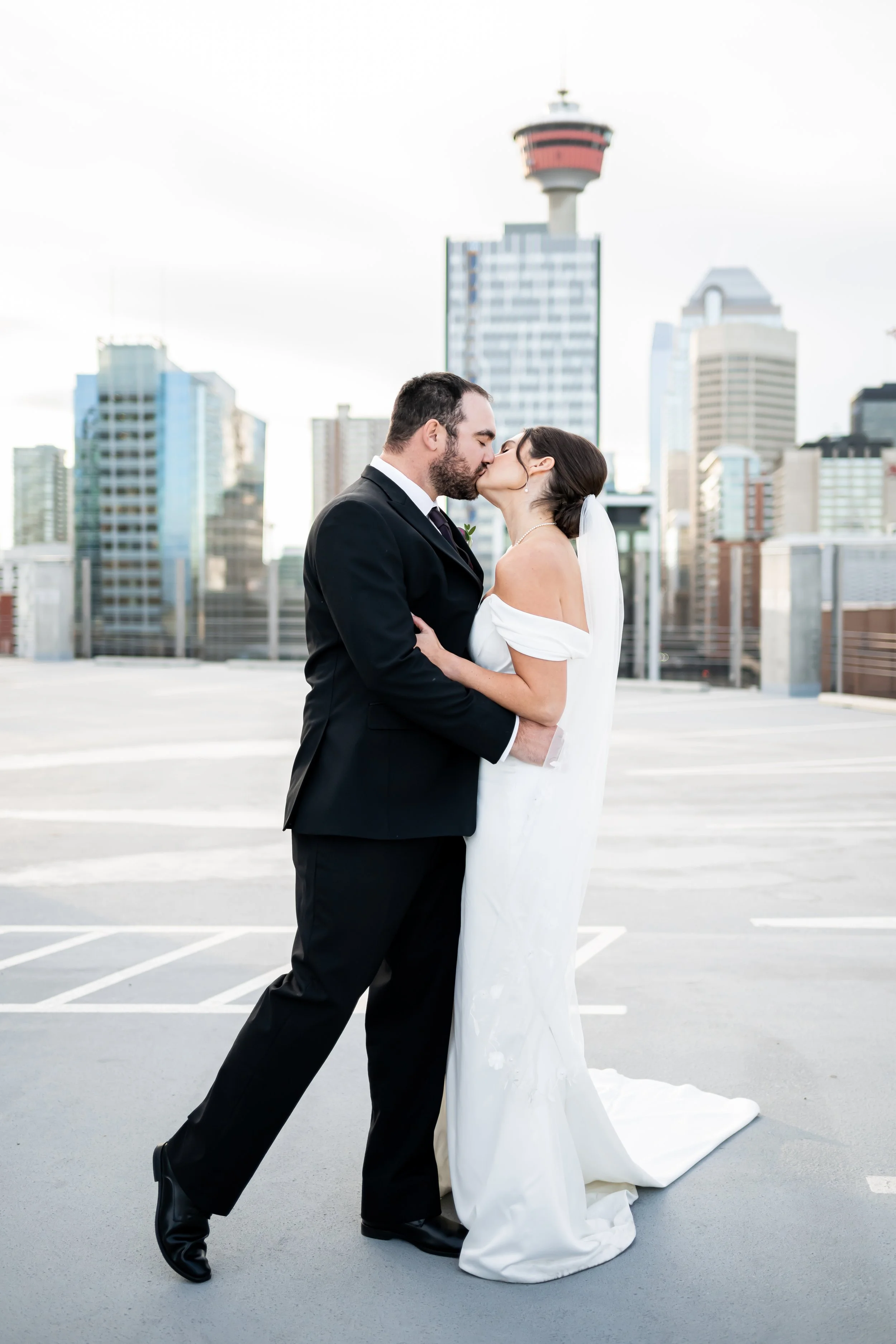 Editorial wedding photography in Calgary capturing authentic love stories with elegance and artistry.