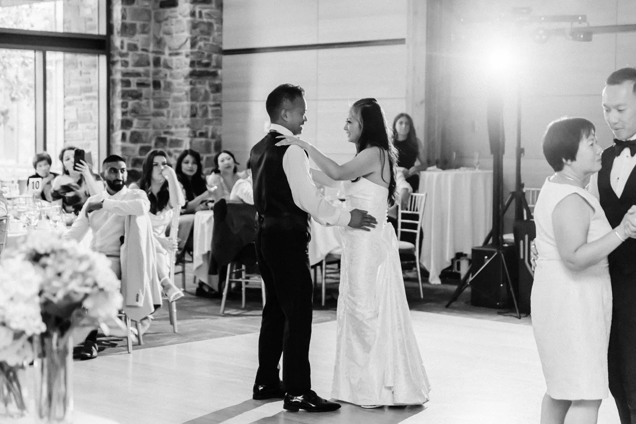 T&C_Sneakpeeks_CalgaryWeddingPhotographer-91 Large.jpeg