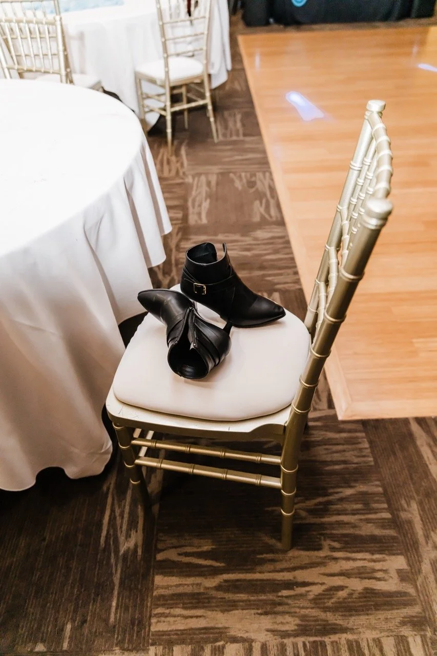 T&C_Sneakpeeks_CalgaryWeddingPhotographer-109 Large.jpeg