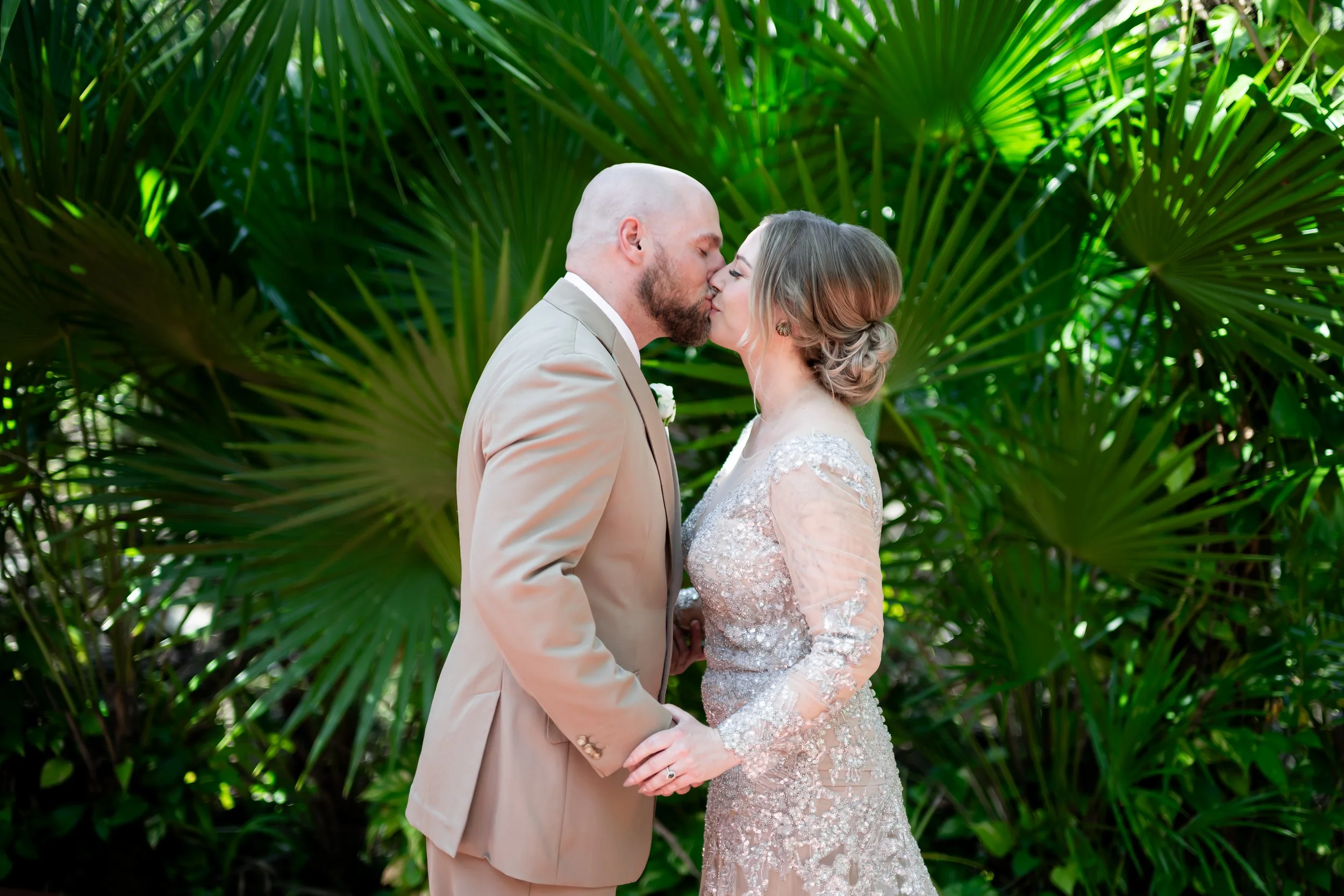 Sophisticated wedding photography for romantic mountain weddings in Alberta.