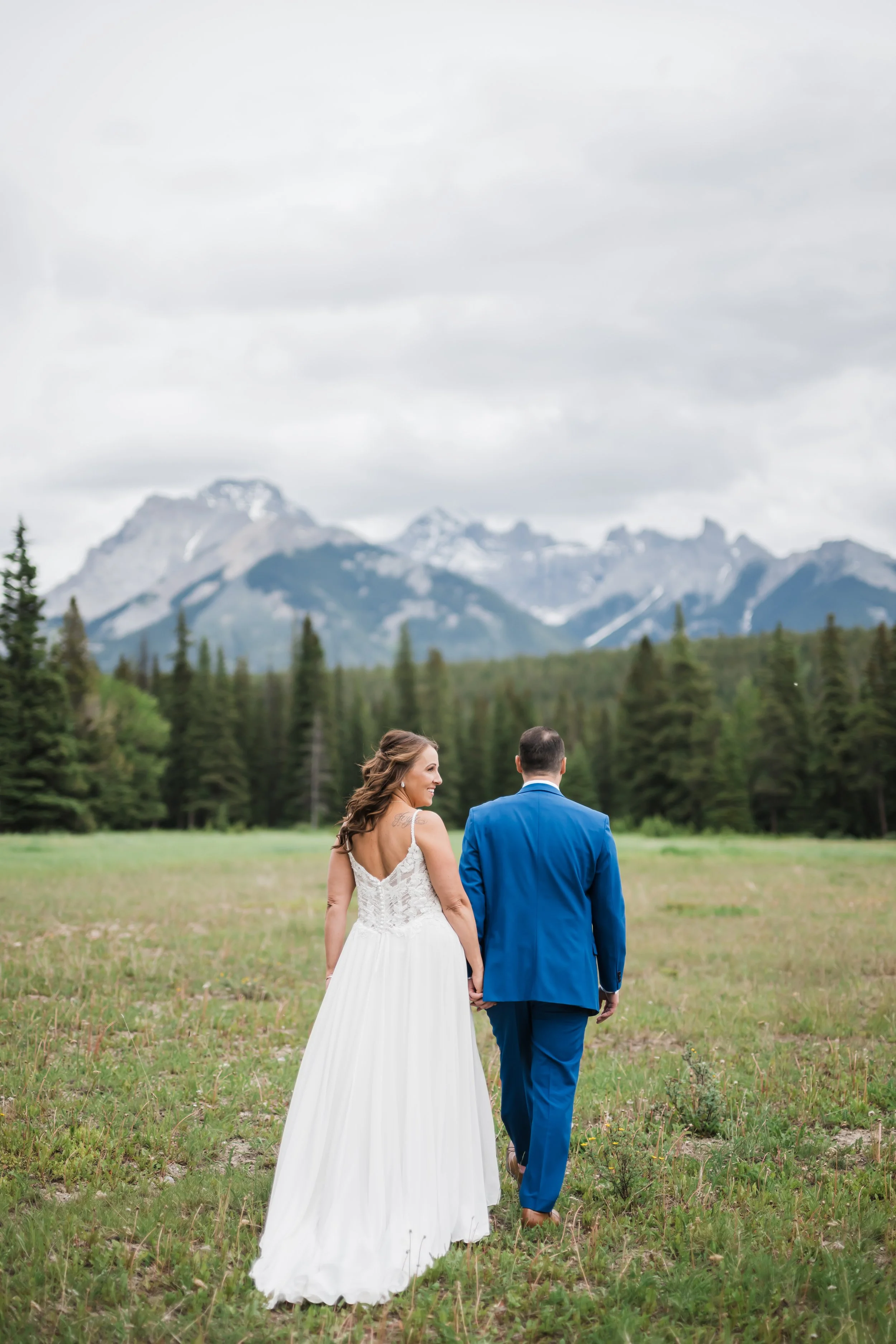 P&R_CalgaryWeddingPhotographer-48.jpeg