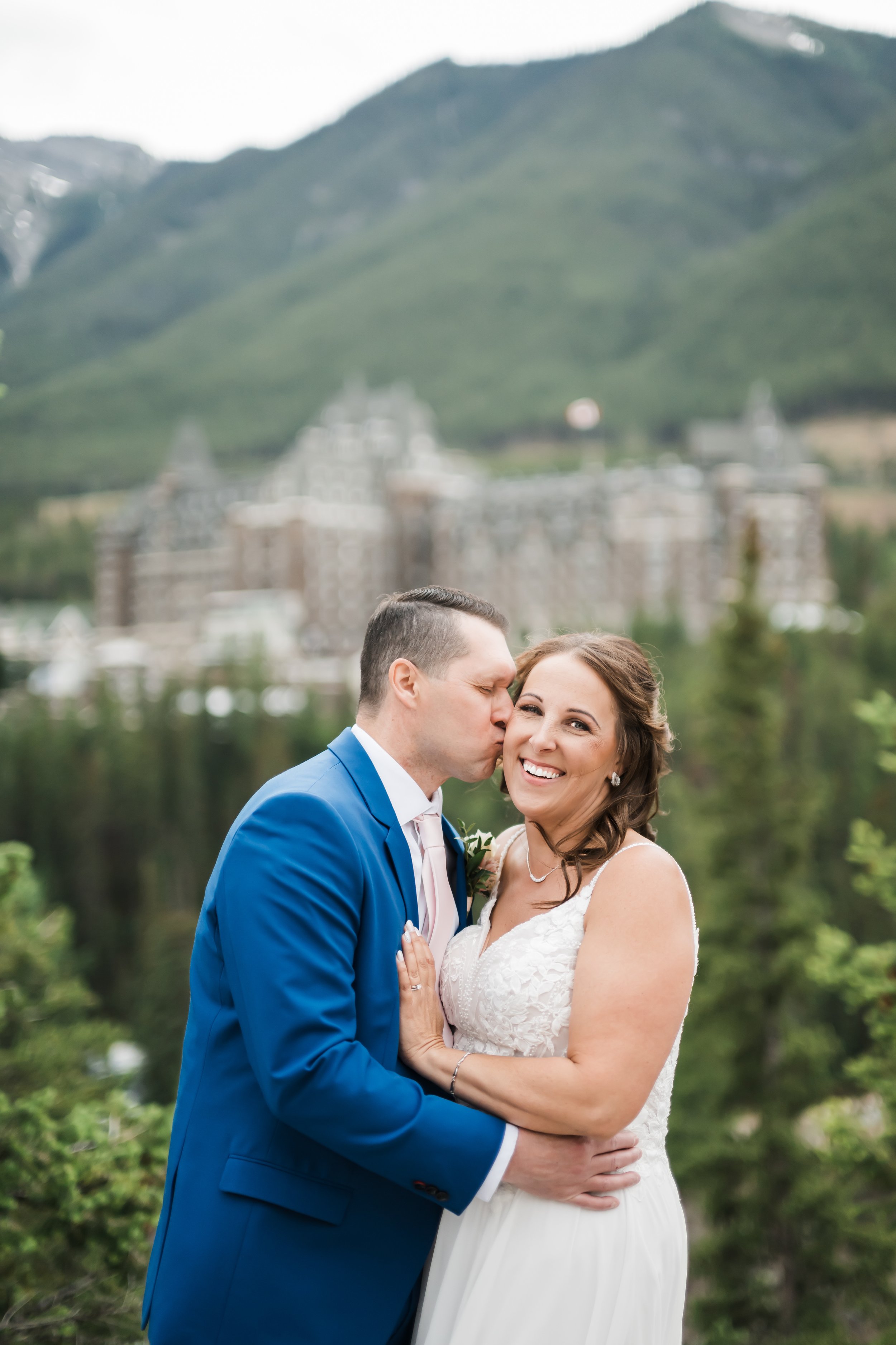 P&R_CalgaryWeddingPhotographer-37.jpeg
