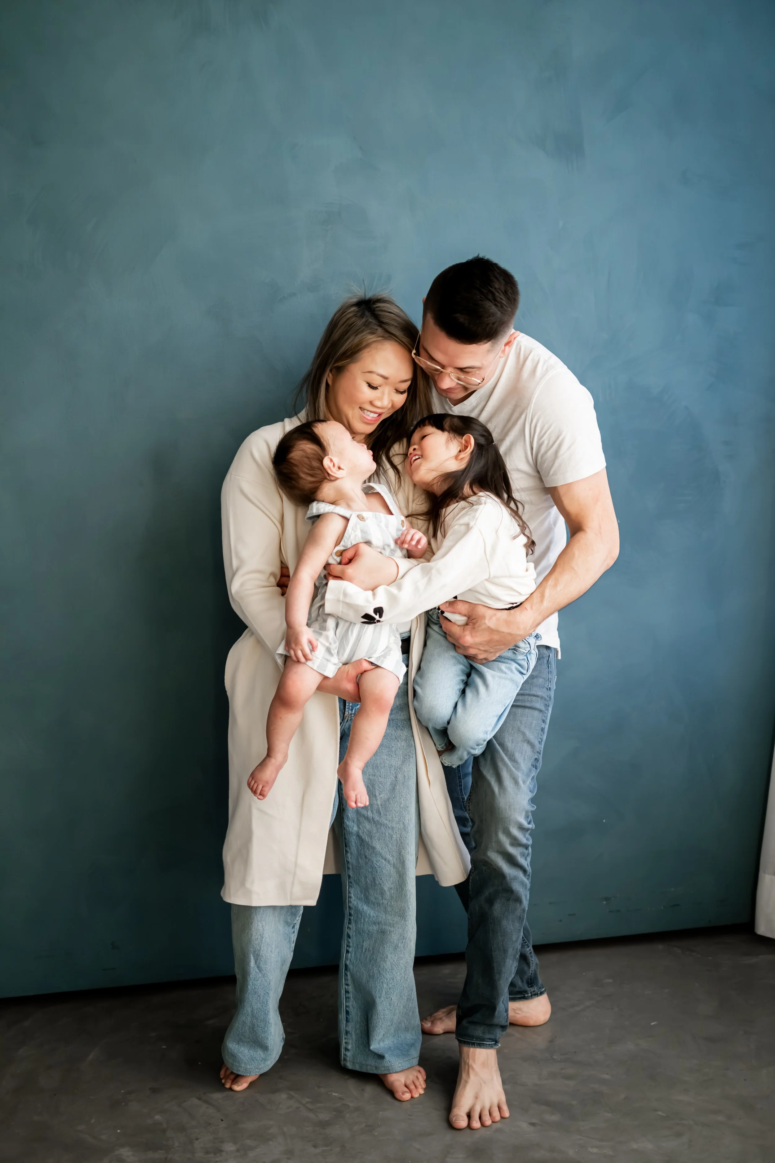 Calgary family photographer services bring a unique blend of artistry and emotion to every frame. As a premier family photographer in Calgary, I specialize in crafting stunning visual narratives that reflect the essence of your love story. Discover t