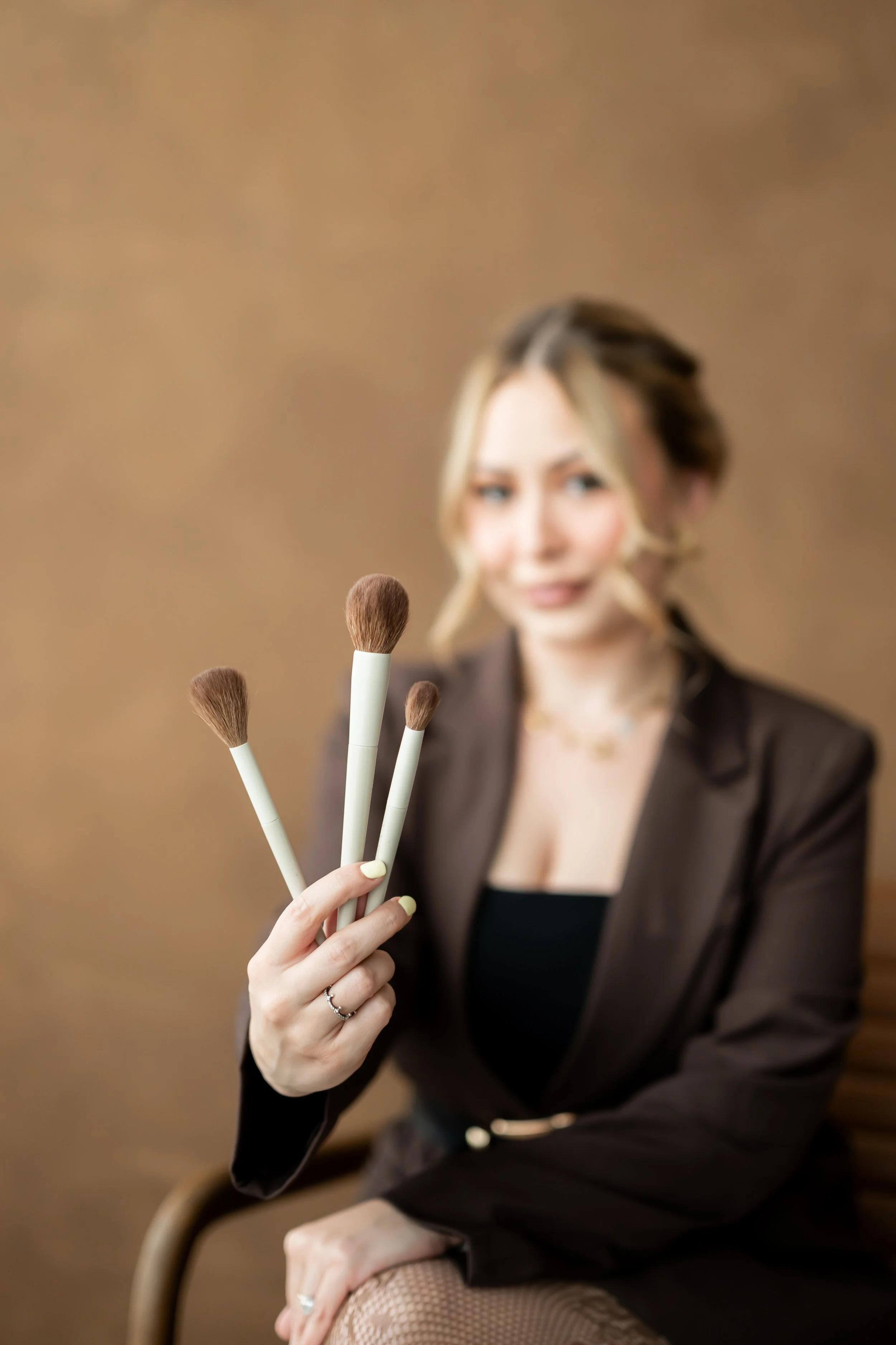 Professional headshots that feel confident, natural, and aligned with your brand. As a Calgary branding photographer, I create modern, editorial-style headshots for entrepreneurs, creatives, and professionals looking to elevate their online presence.