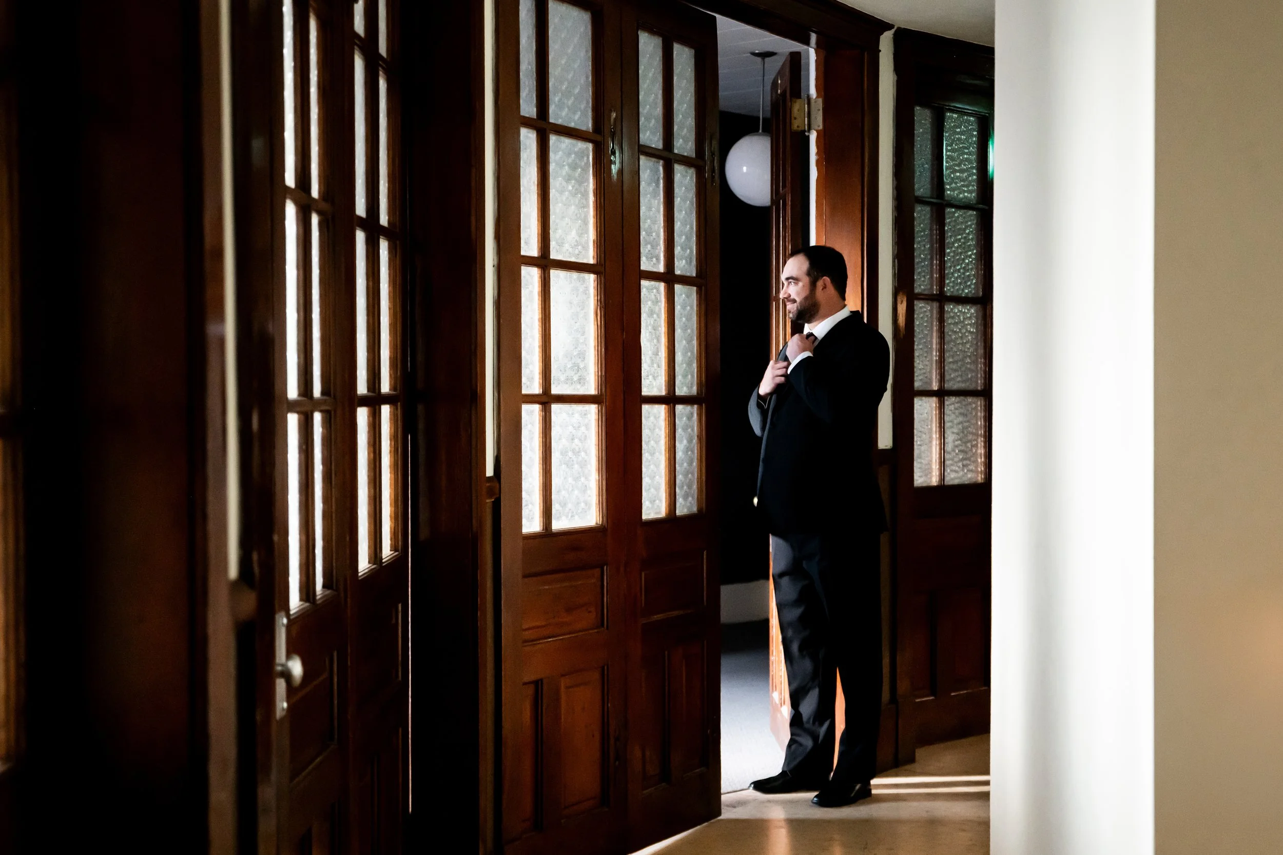 Timeless Calgary wedding photography with a candid and editorial approach.