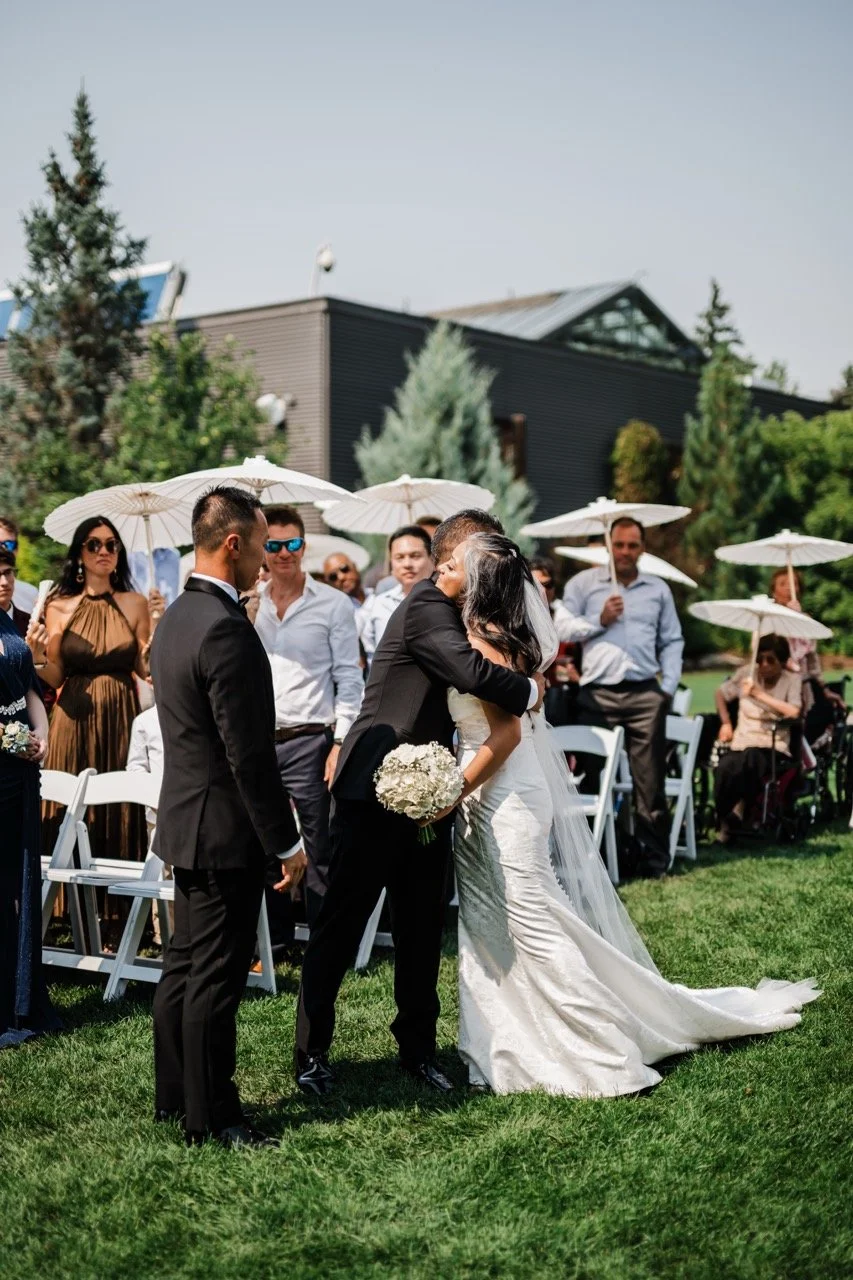 T&C_Sneakpeeks_CalgaryWeddingPhotographer-44 Large.jpeg
