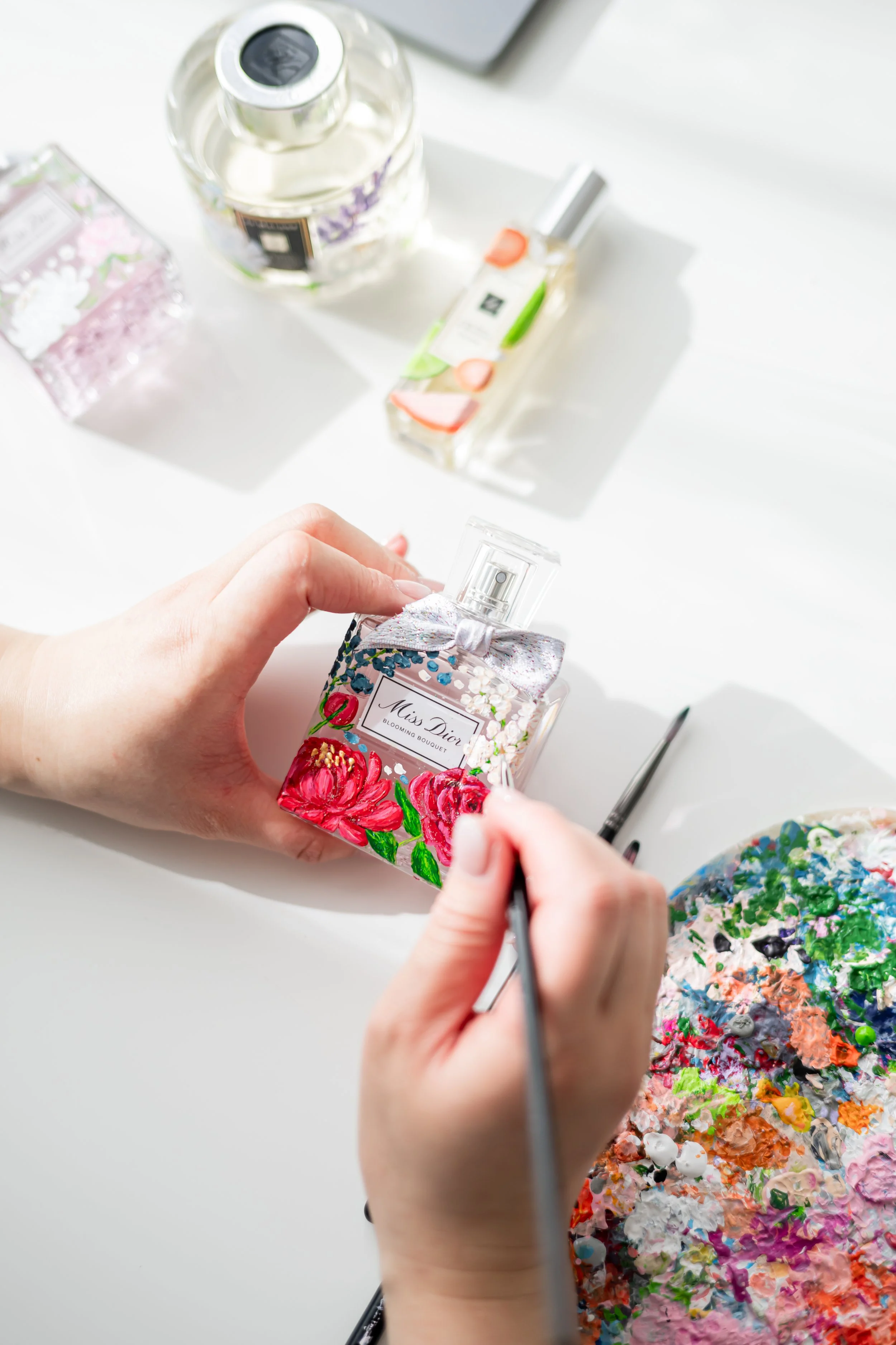 Professional headshots that feel confident, natural, and aligned with your brand. As a Calgary branding photographer, I create modern, editorial-style headshots for entrepreneurs, creatives, and professionals looking to elevate their online presence.