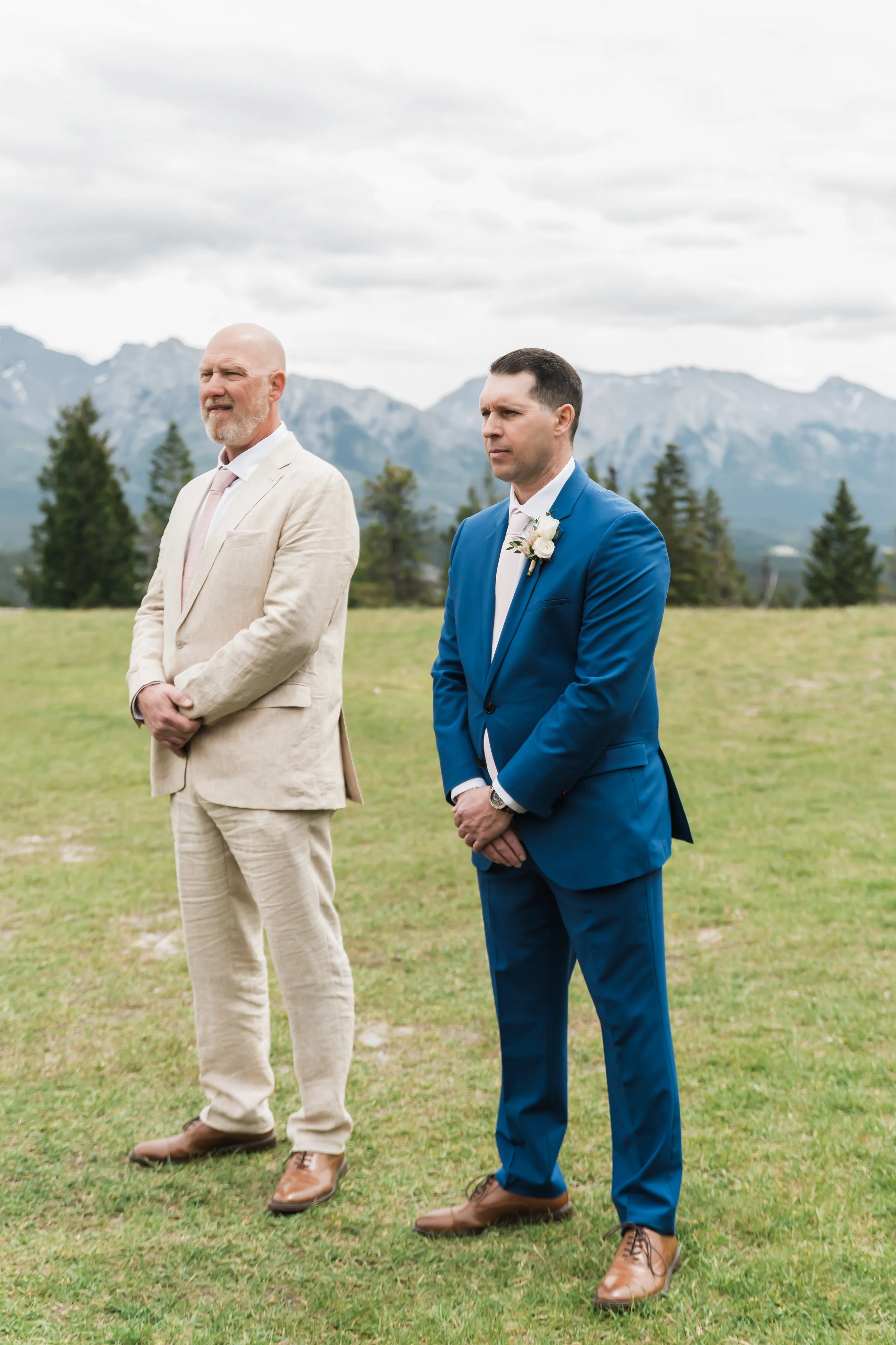 P&R_CalgaryWeddingPhotographer-2.jpeg