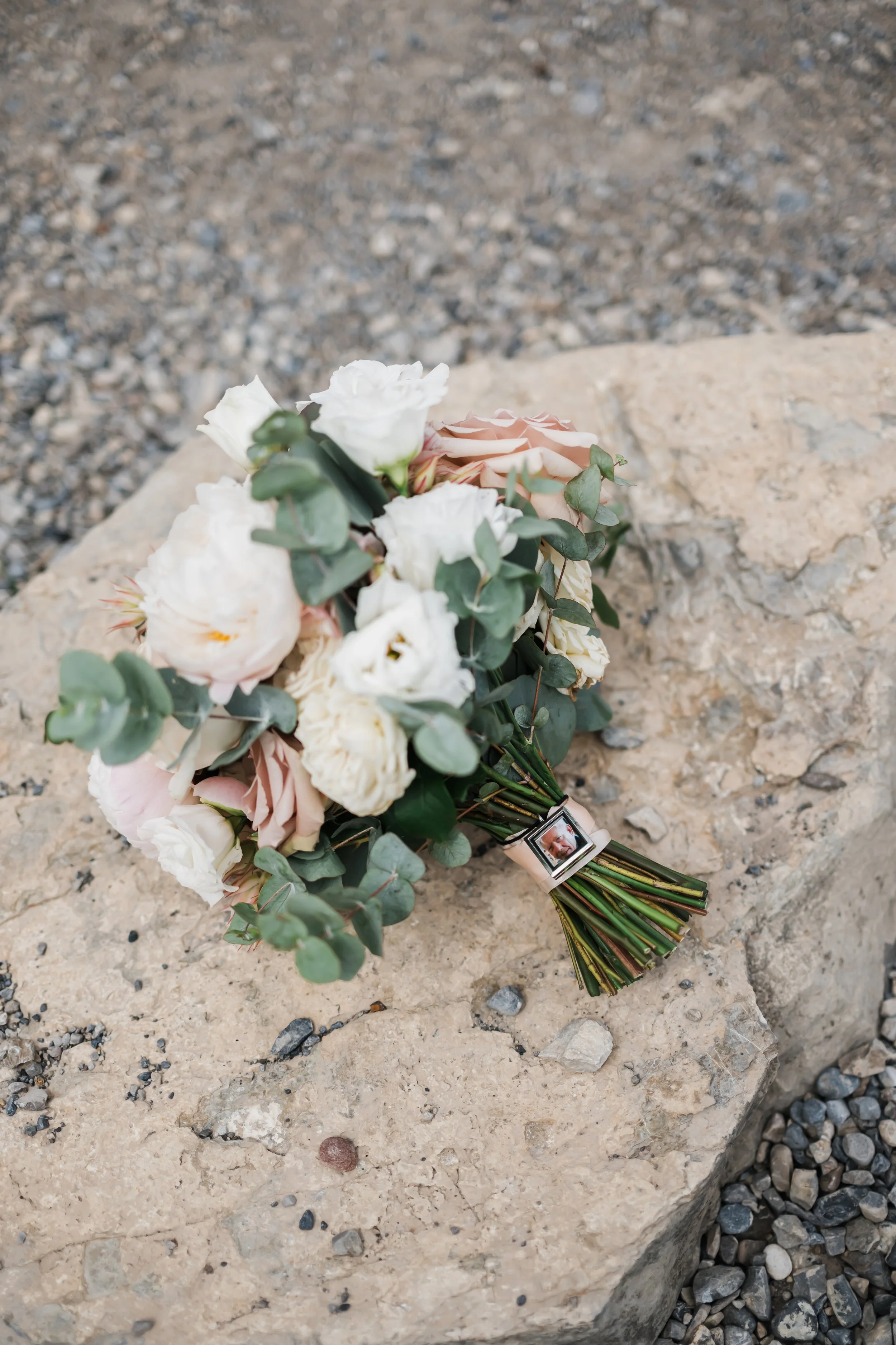 P&R_CalgaryWeddingPhotographer-62.jpeg
